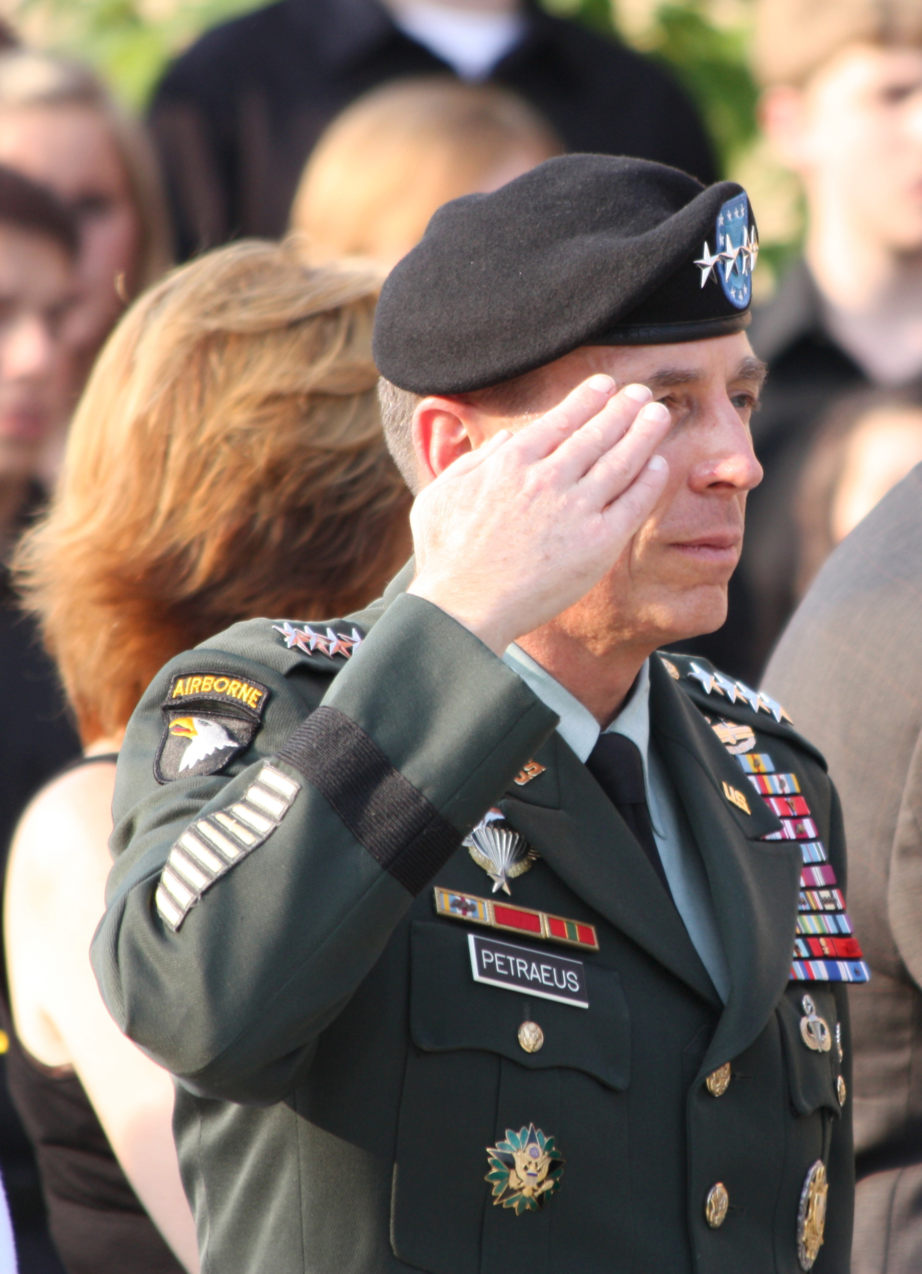 GEN PETRAEUS 2