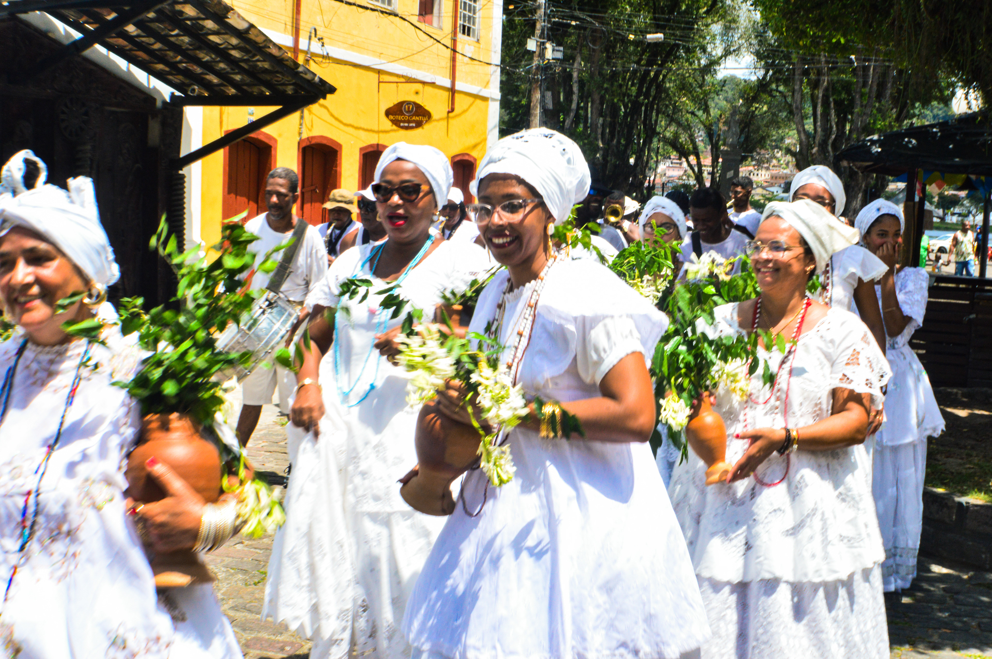 Lavagem das Baianas, Festa de Nossa Senhora D'Ajuda — imagem 51