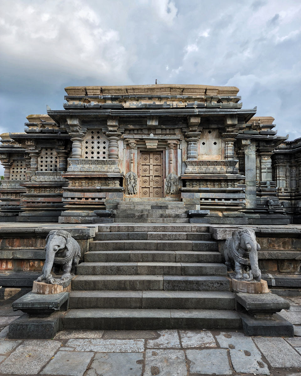 Beluru