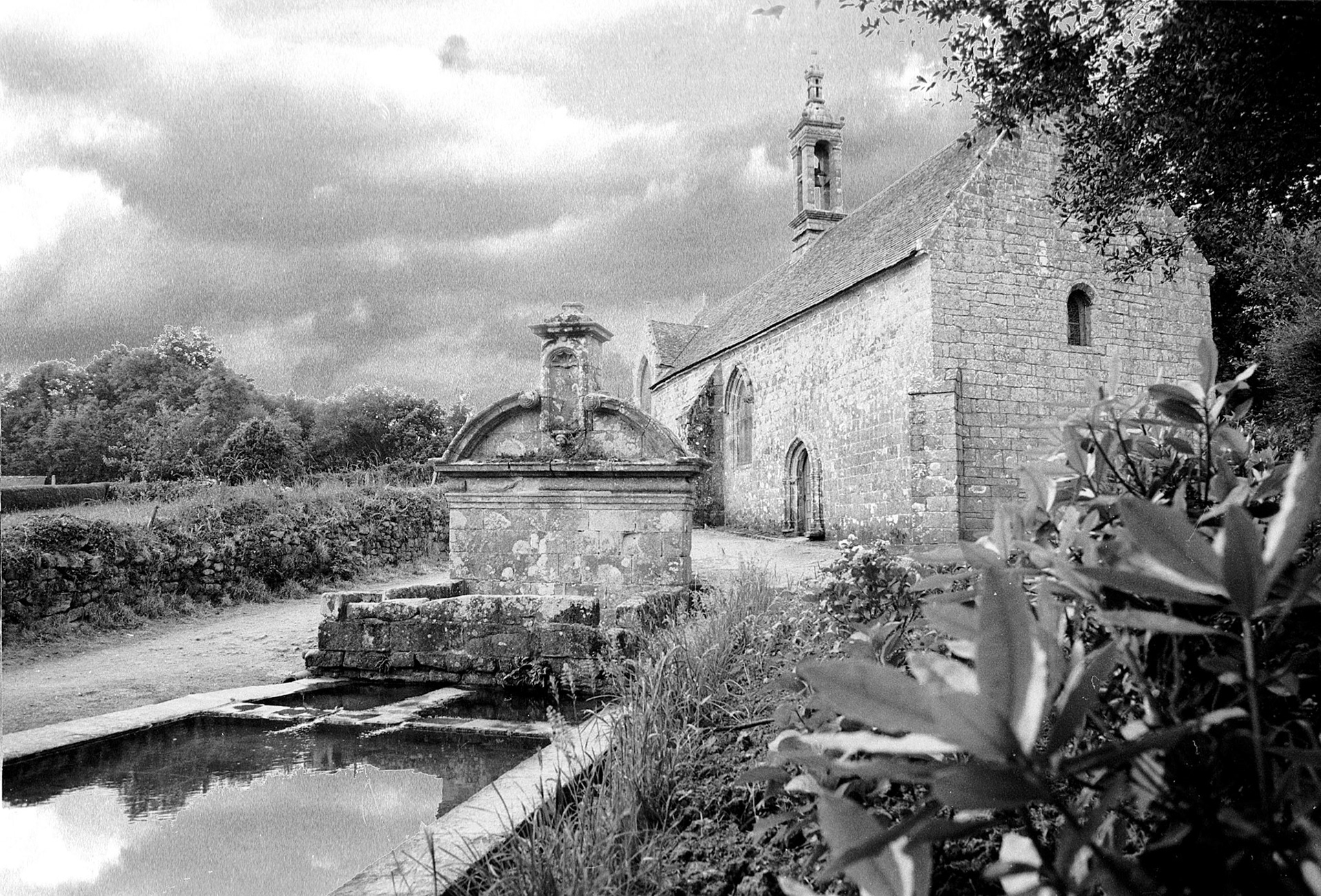 04-Locronan 
