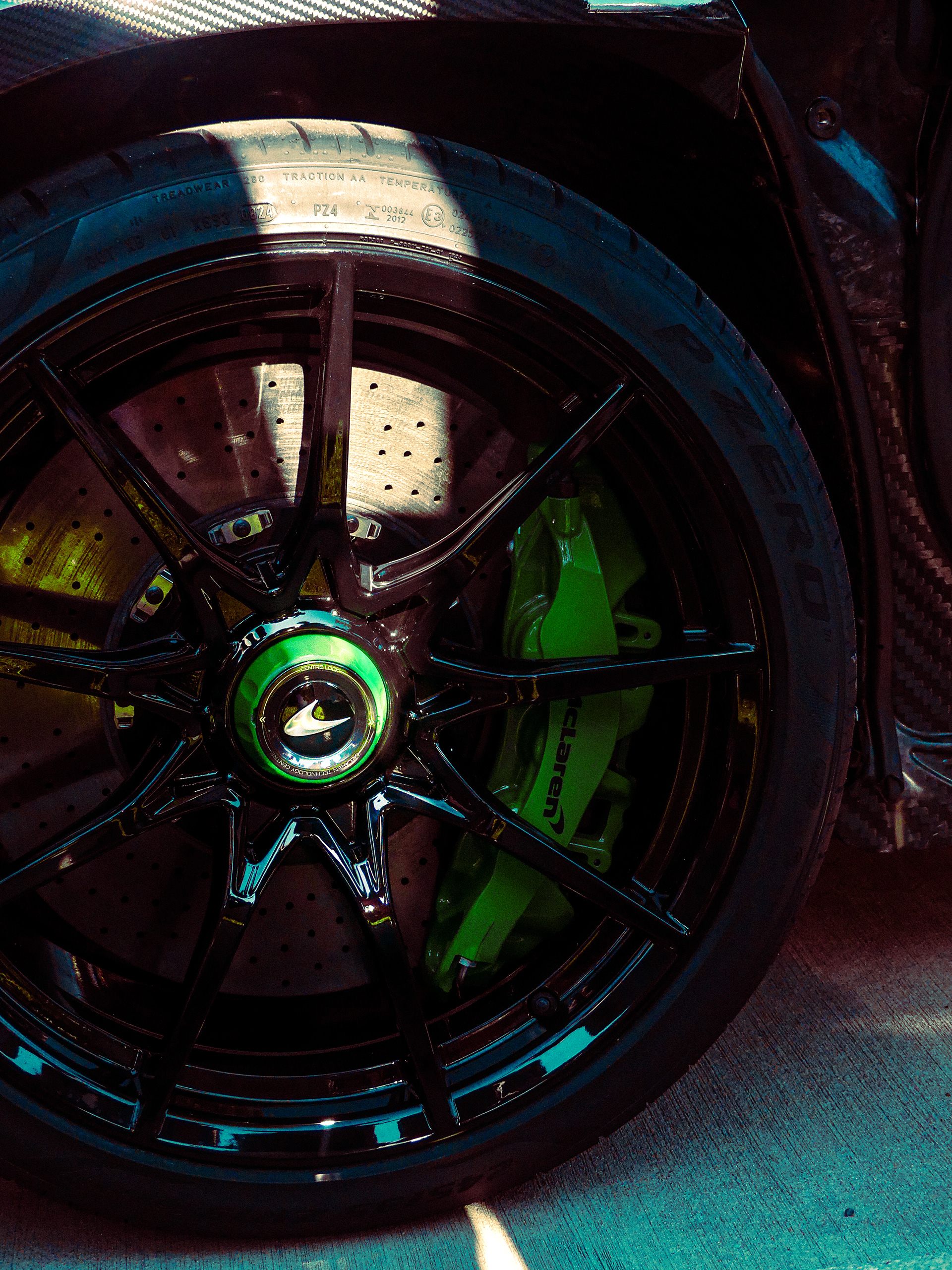 McLaren Green Rims
