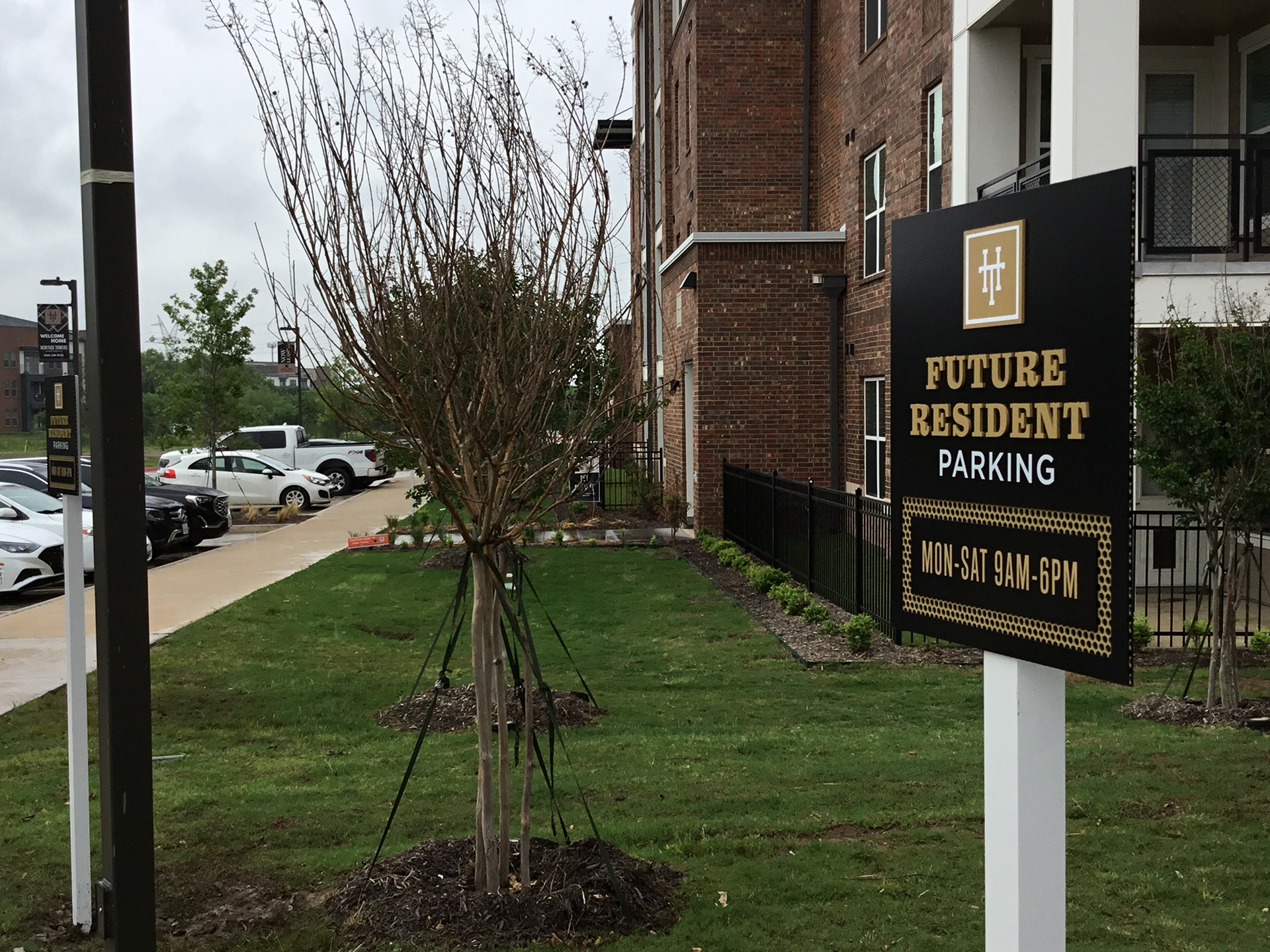 PARKING SIGNAGE