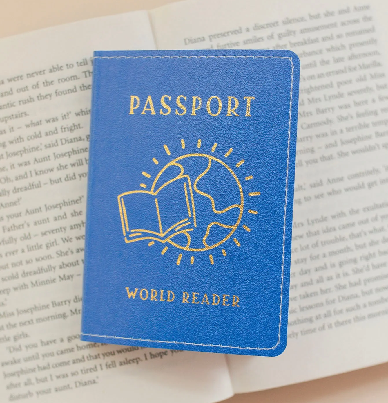 Pippi Post - Kid's World Reader Passport