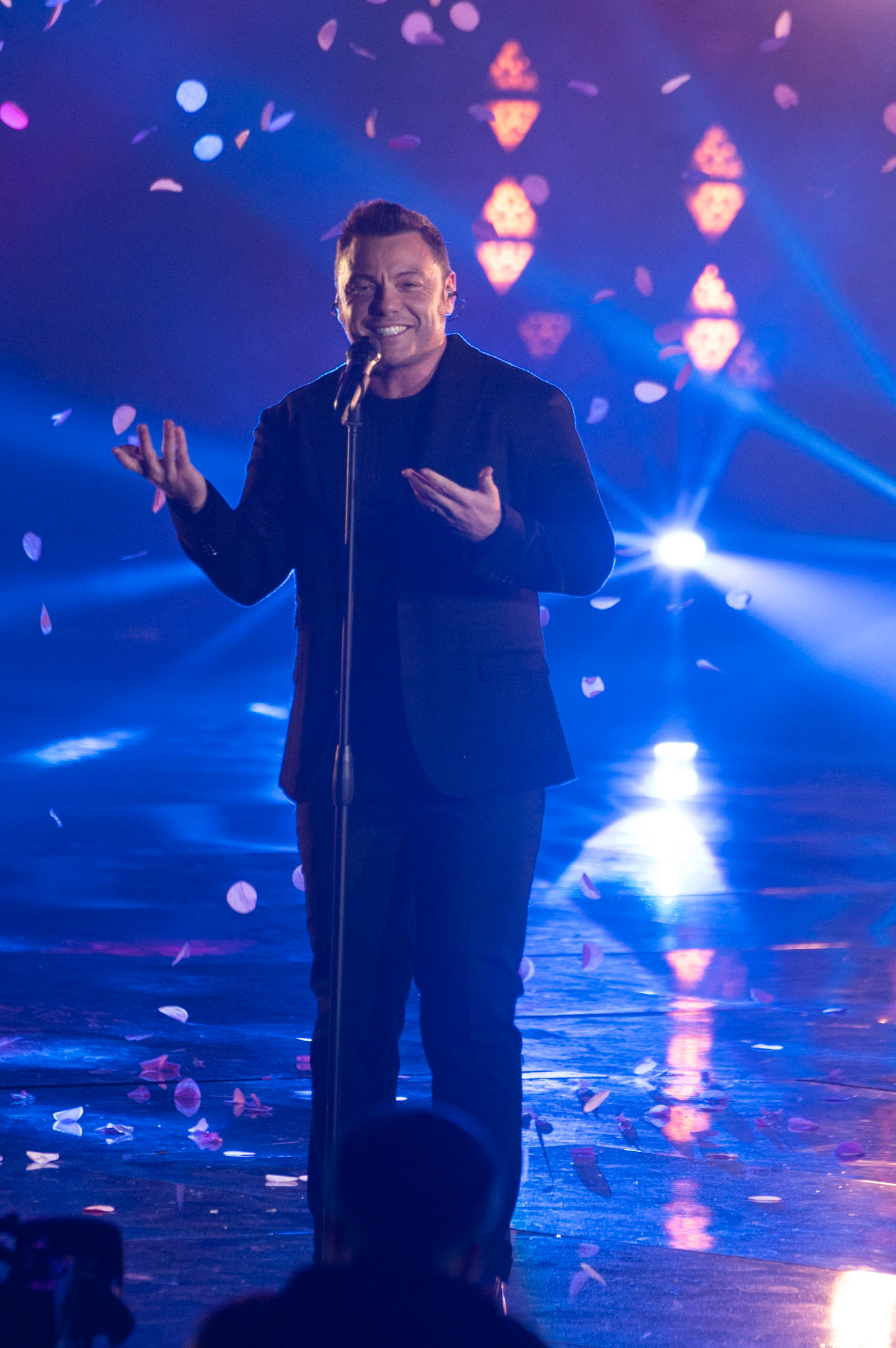 Tiziano Ferro performs at a taping of "X Factor" on December 05, 2019 in Milan, Italy