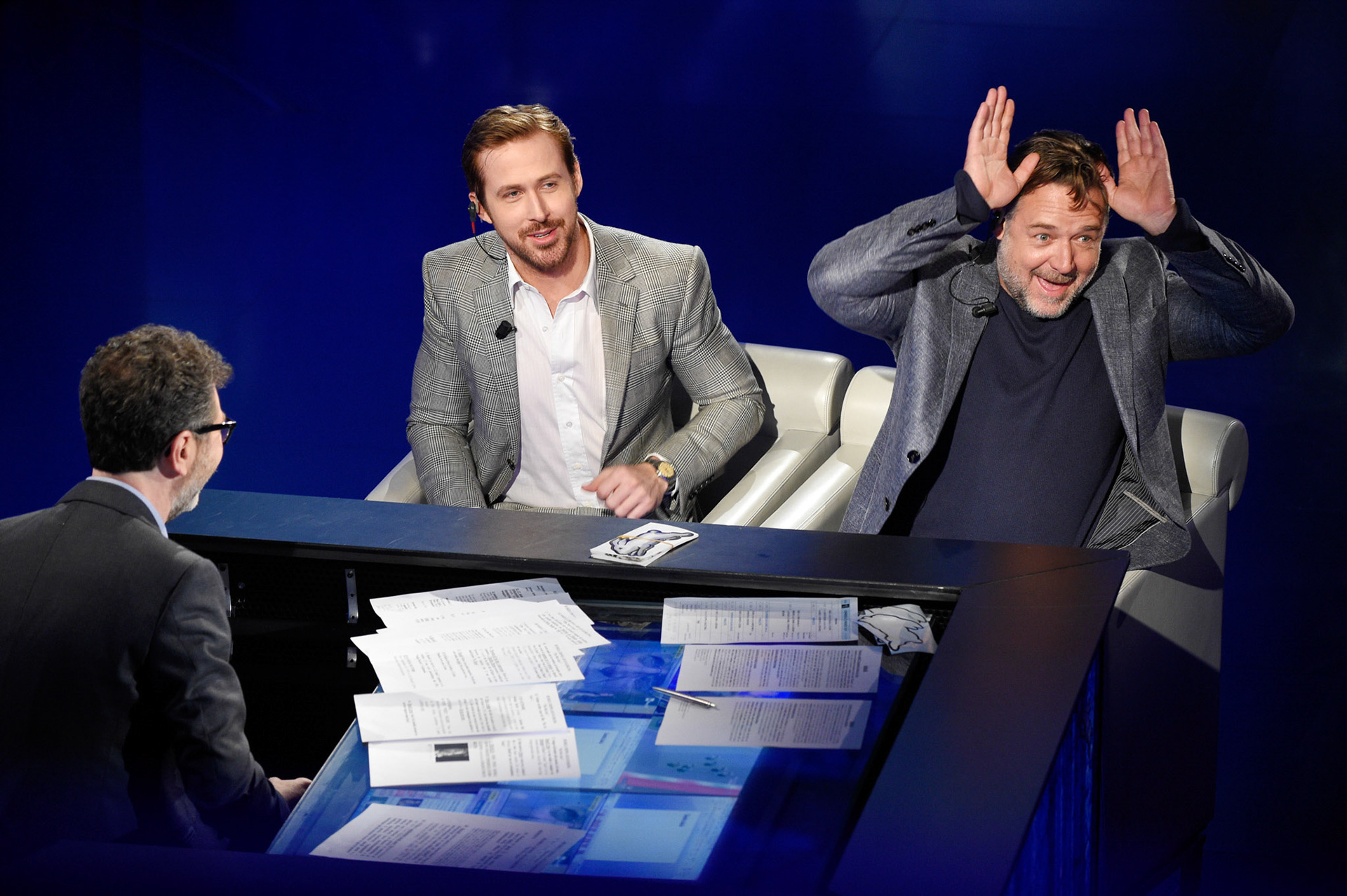 Russell Crowe and Ryan Gosling attend the 'Che Tempo Che Fa' Tv Show on May 22, 2016 in Milan, Italy.