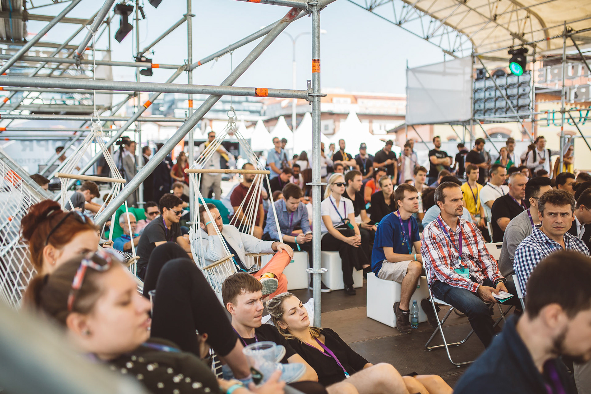 Návrhy a realizace staveb z lešení + technická produkce na akci Future Port Prague 2018