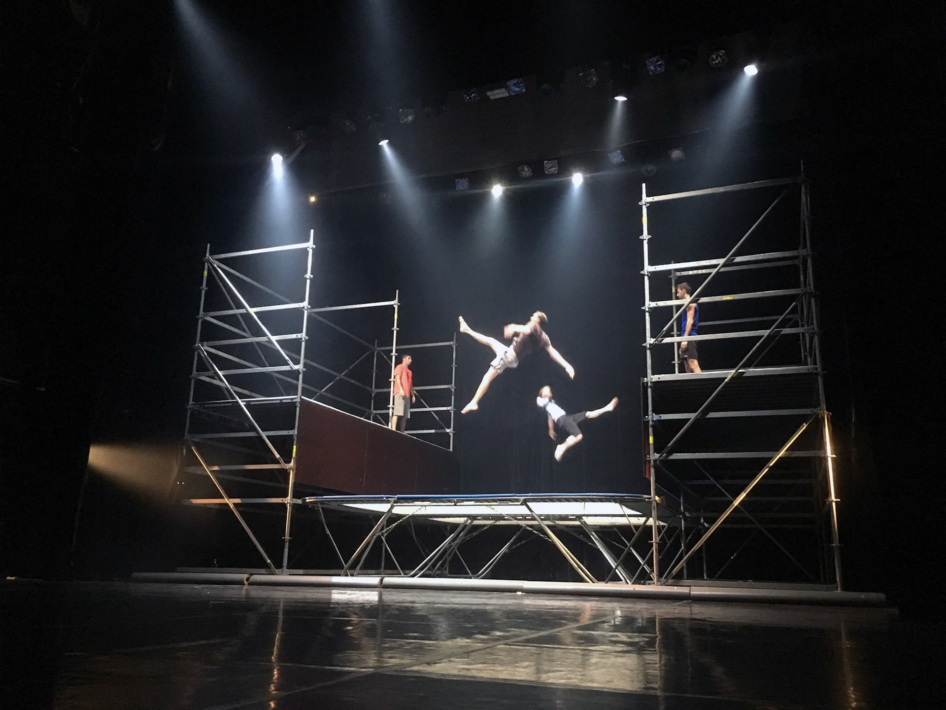 Návrh a realizace platforem pro akrobaty v divadle Hybernia