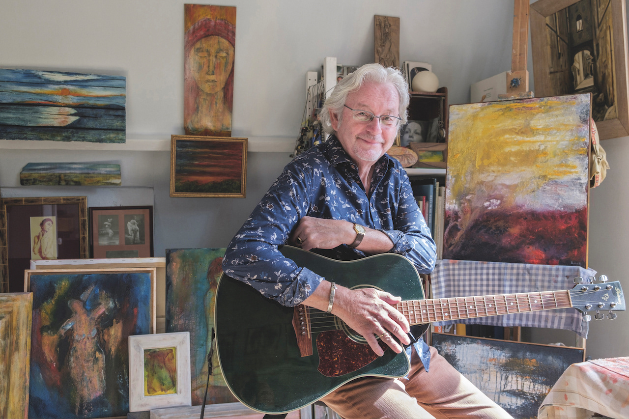 Roel van der Bij - gitarist Geboren 24-01-1948 Muzikant twee bands, schilder, schilderdocent, voorzicht Stichting Soap (Akoestisch festival), vrijwilliger Inloophuis 'Leven met kanker' 'Kijken doe je met je ogen, zien doe je met je ziel'