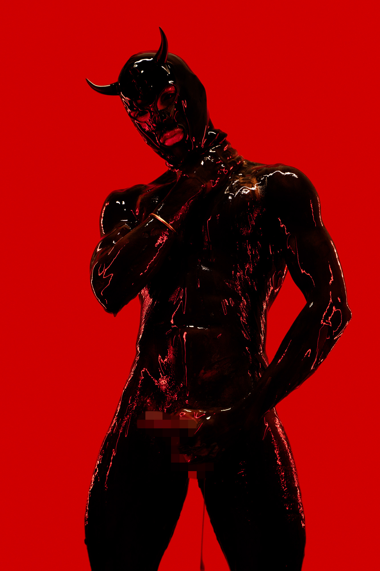 R
