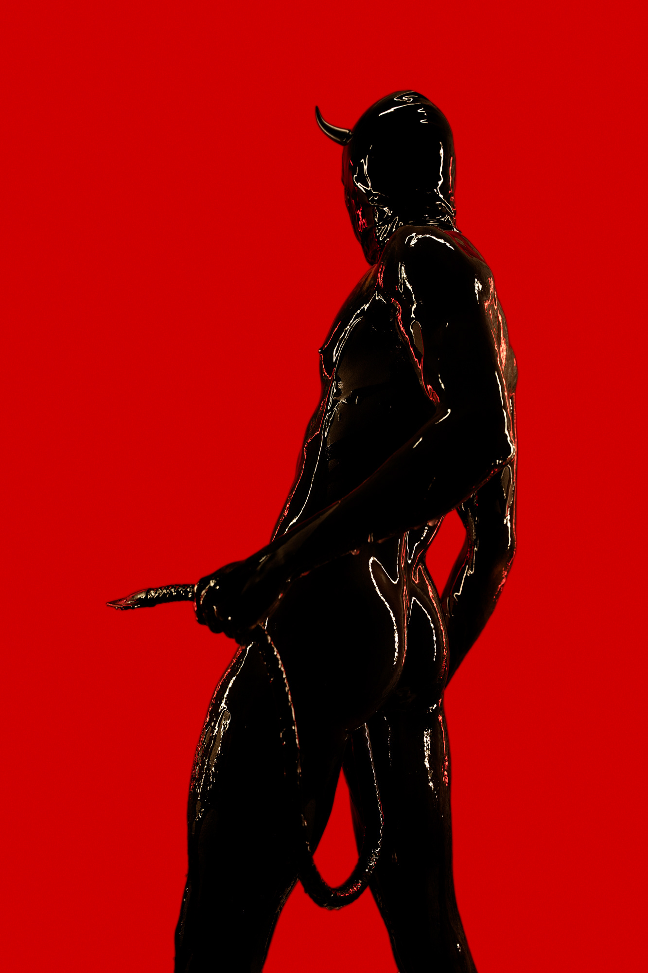 R