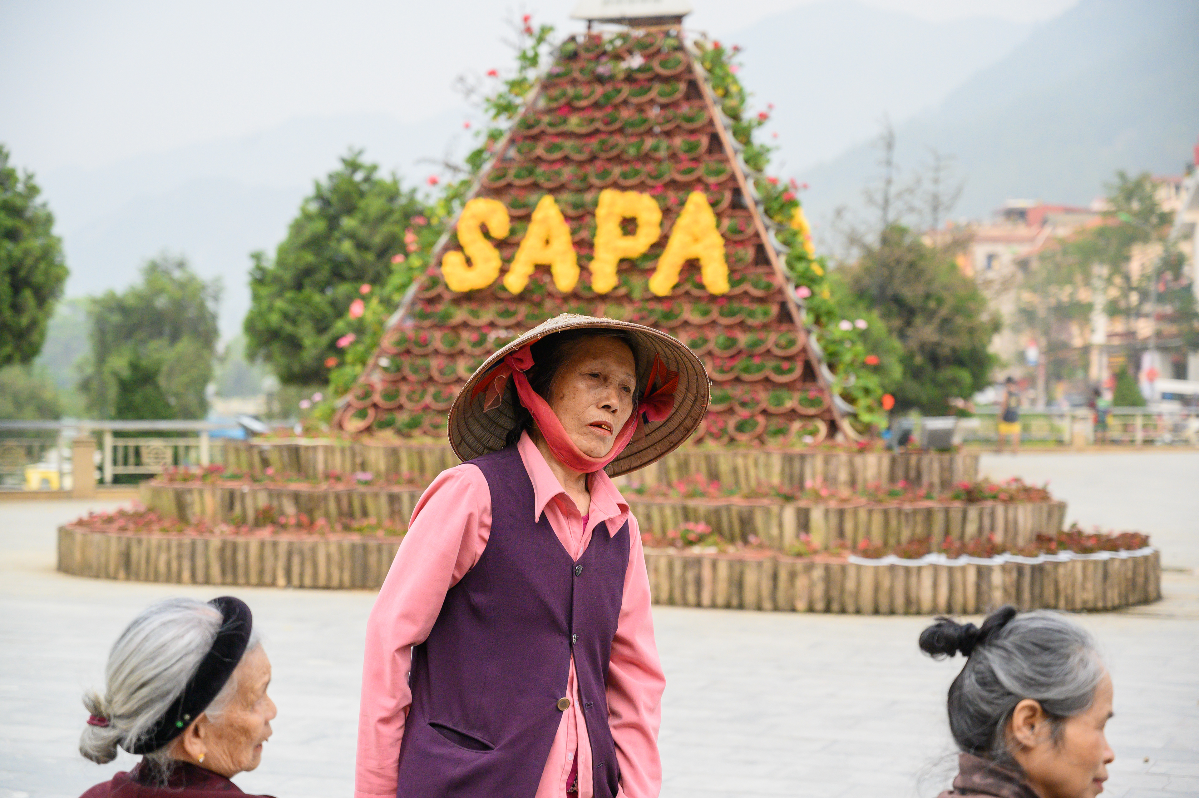 Old ladys in Sapa North Vietnam