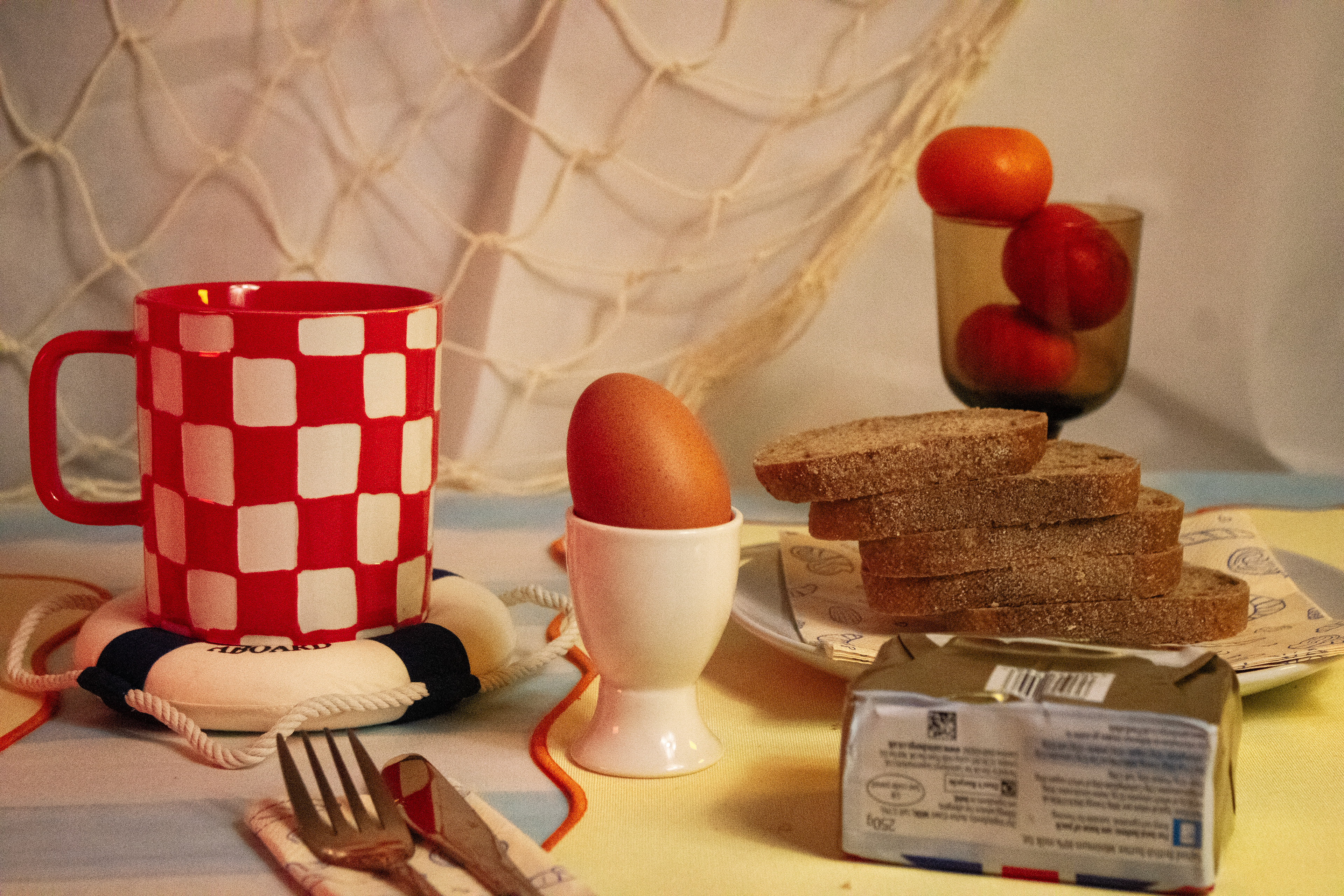 Breakfast scene promoting homewares
