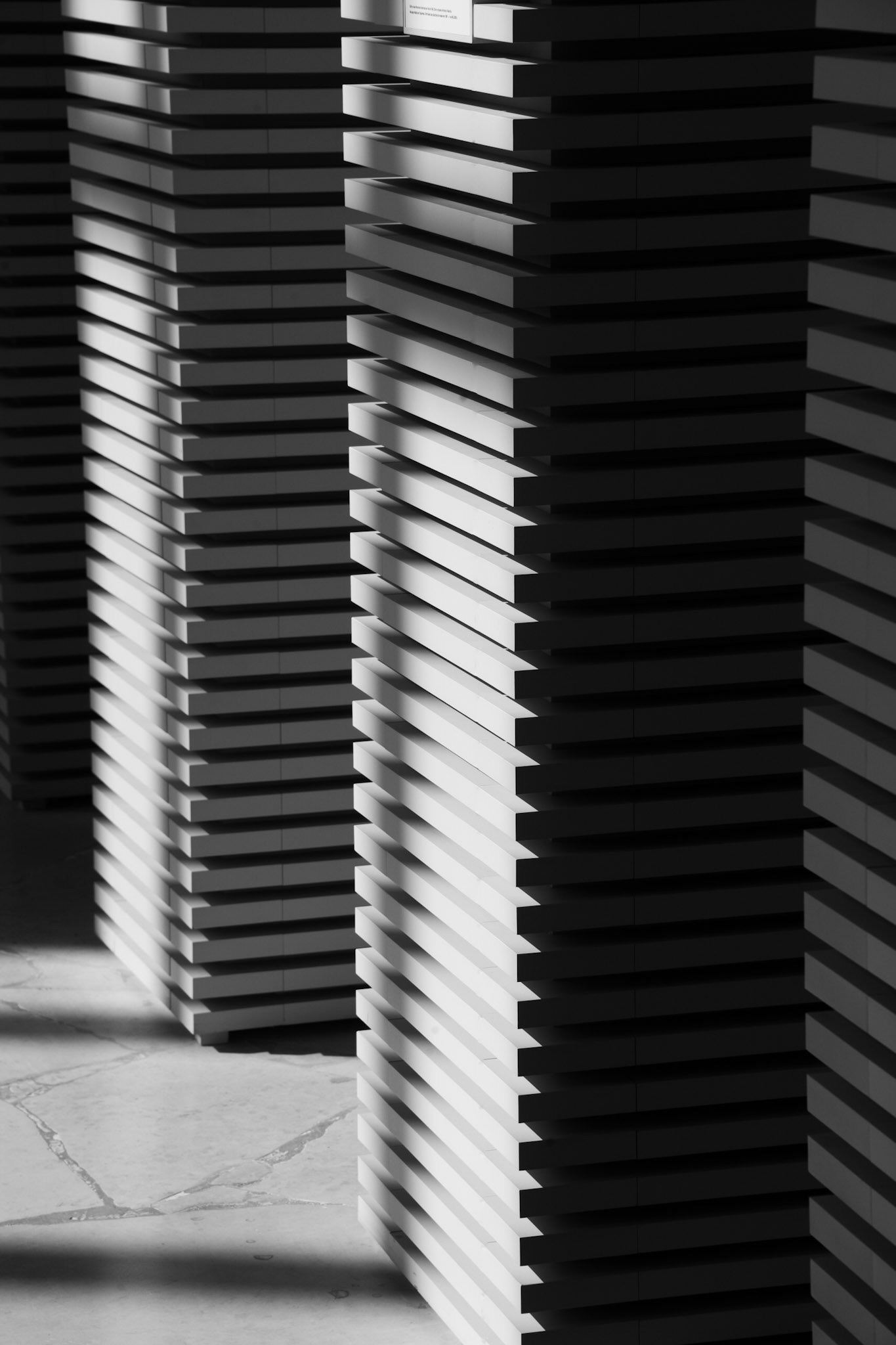 Segmented columns, Paris, France