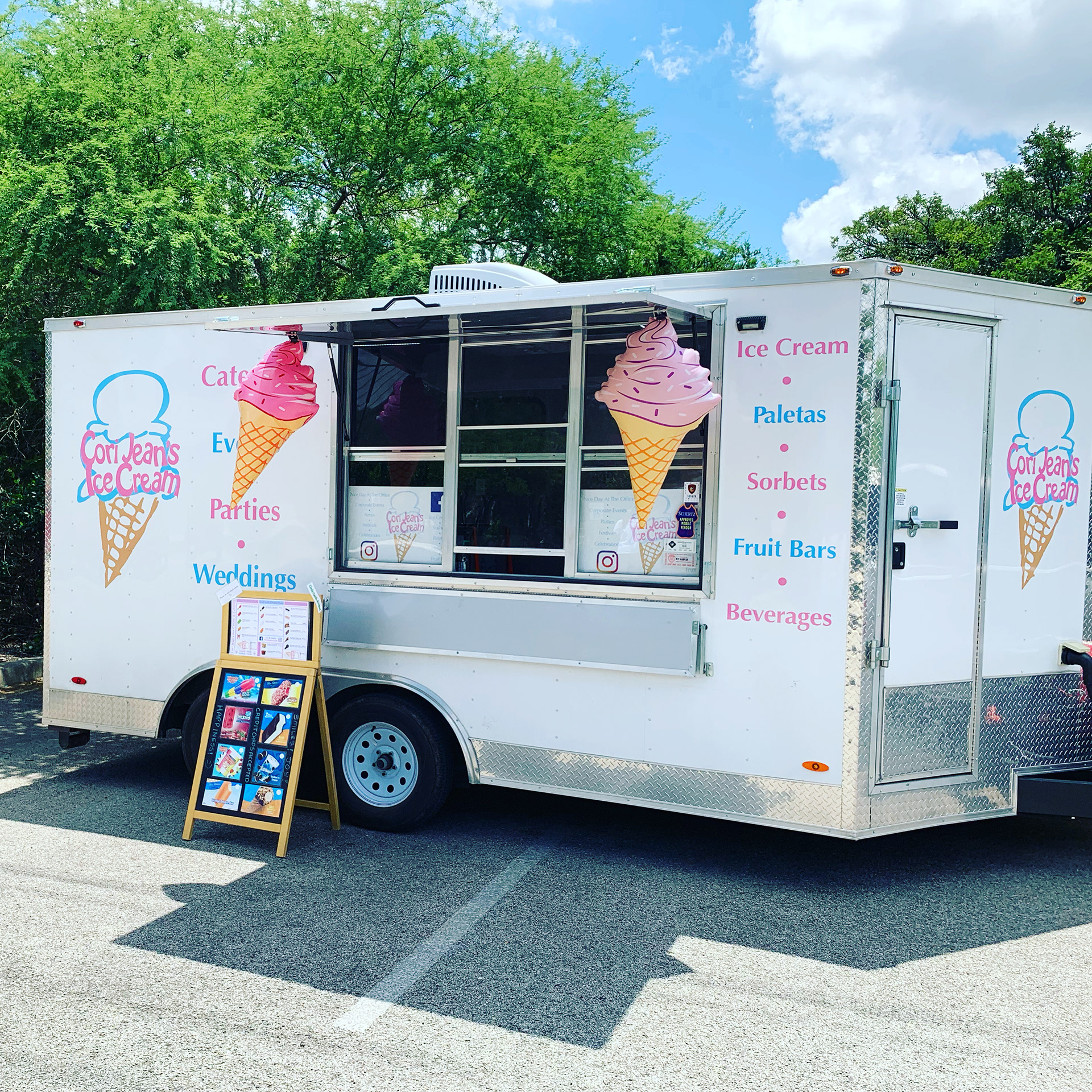 Best Ice Cream Catering Trailer San Antonio Cibolo Schertz Texas