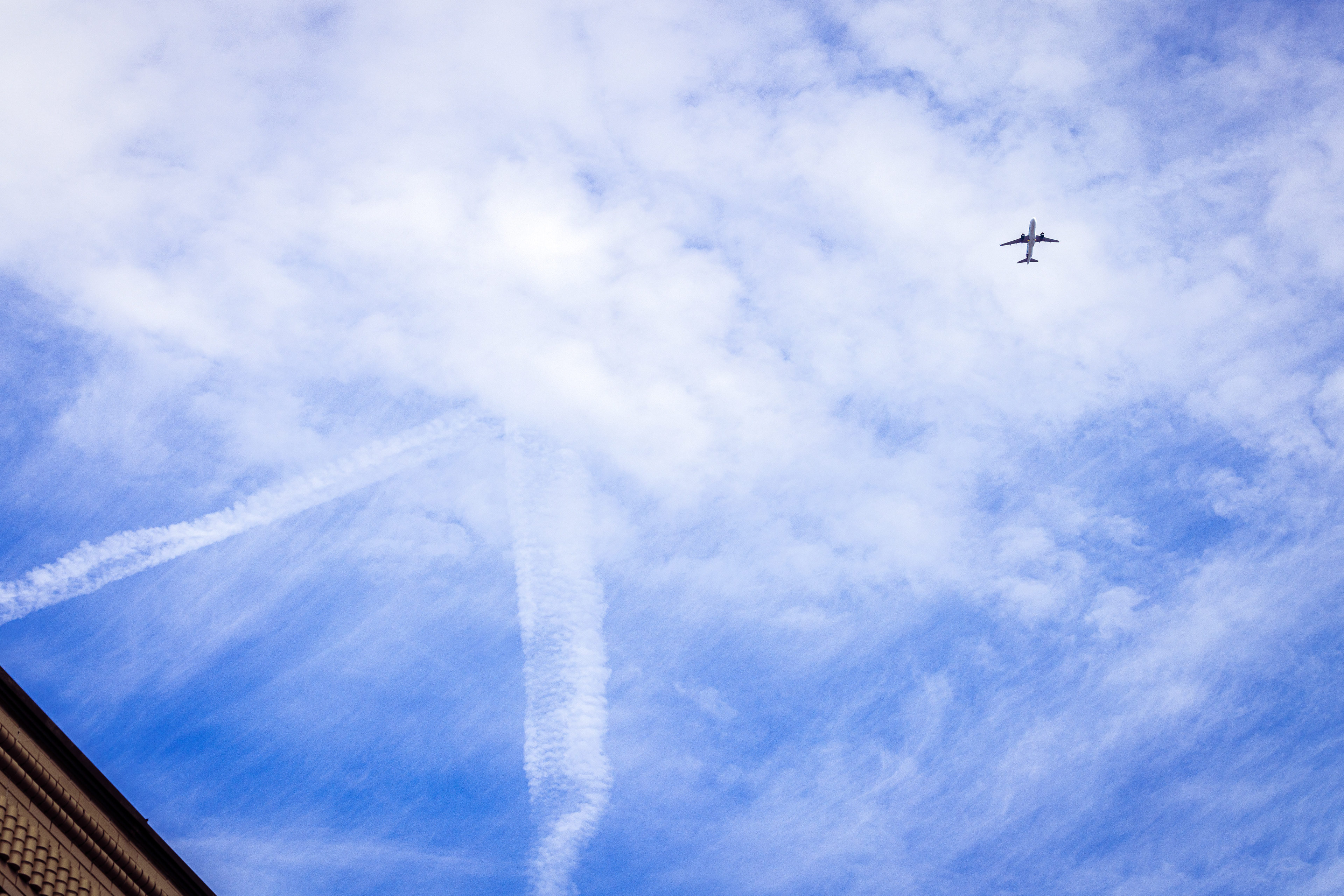 Minimalist Plane