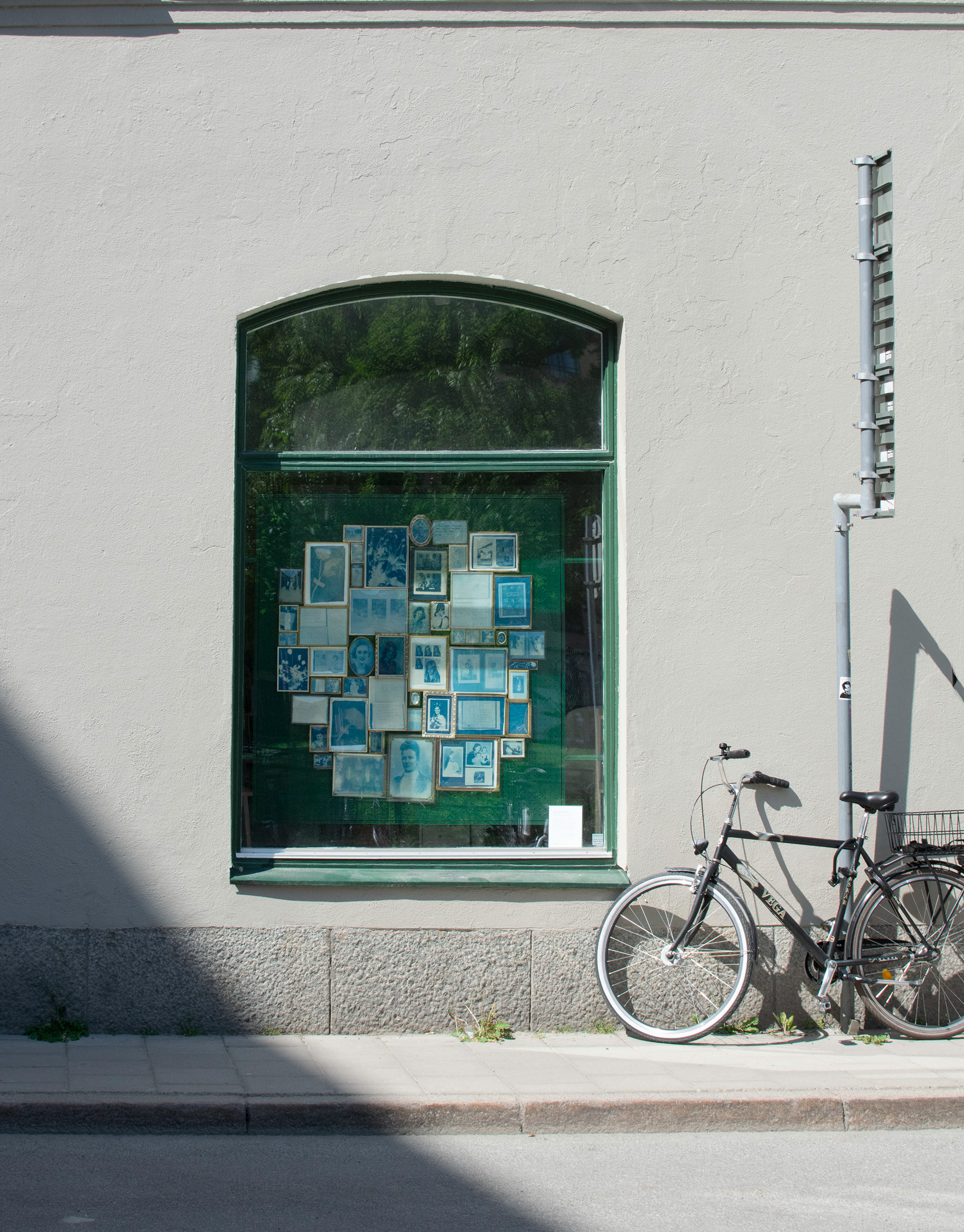 Violer er blå, CFF Fönstret, Stockholm