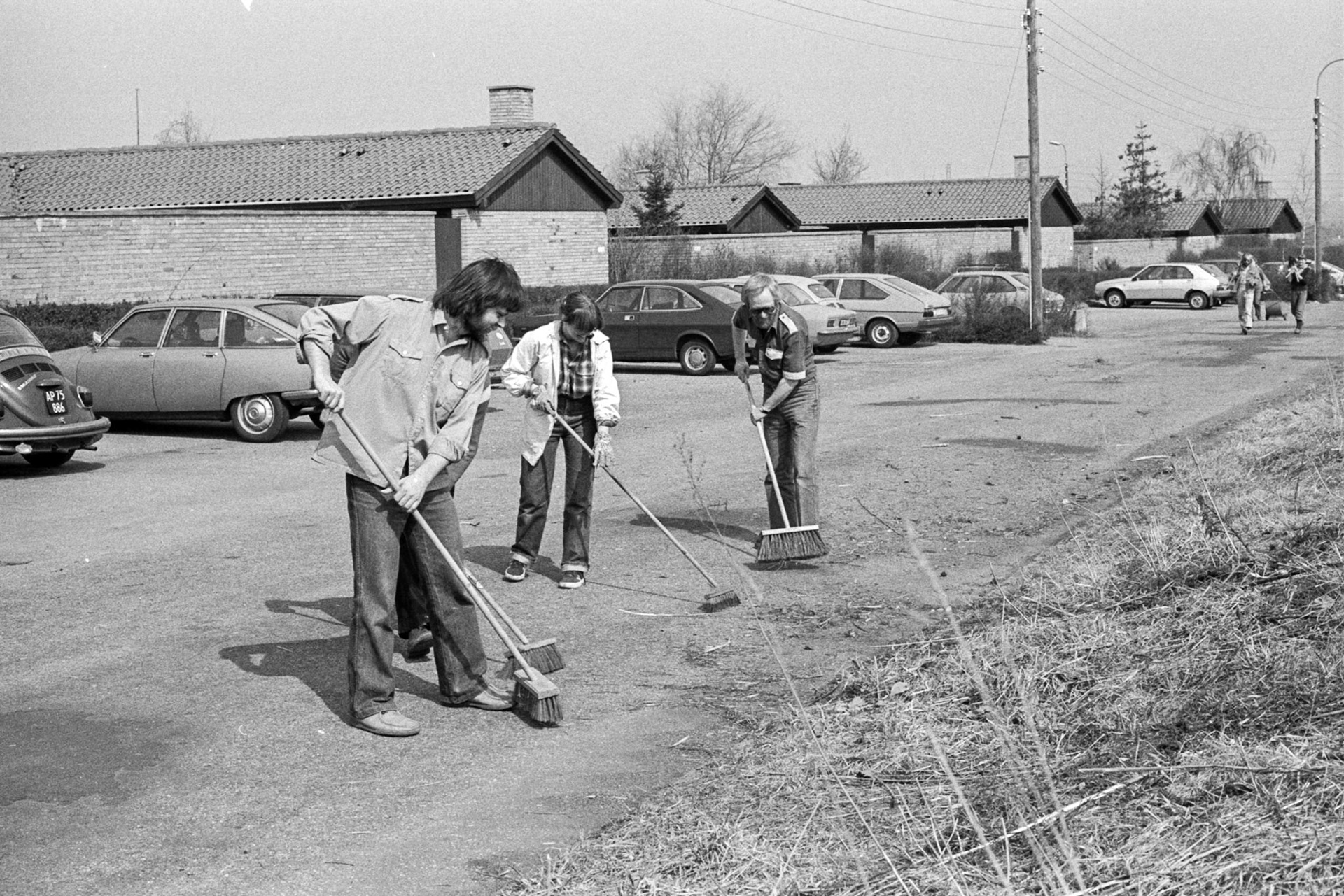 ,1980,Forår,Gl.toftegård,Oprydningsdag