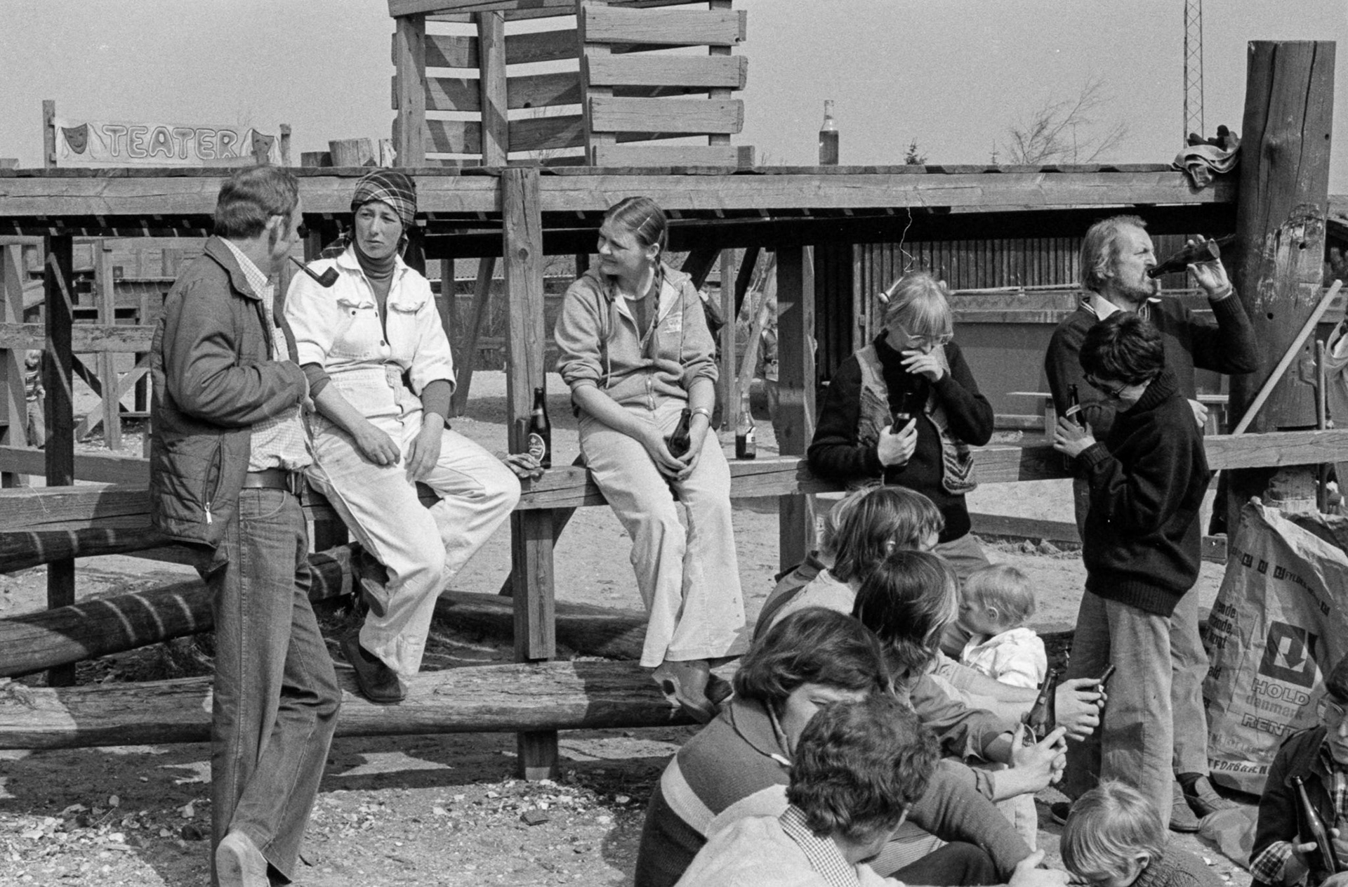 ,1980,Forår,Gl.toftegård,Oprydningsdag