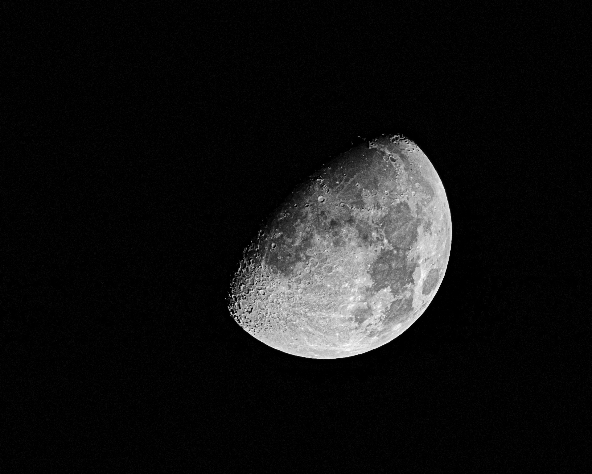 Wien, AT, 2/3 Mond