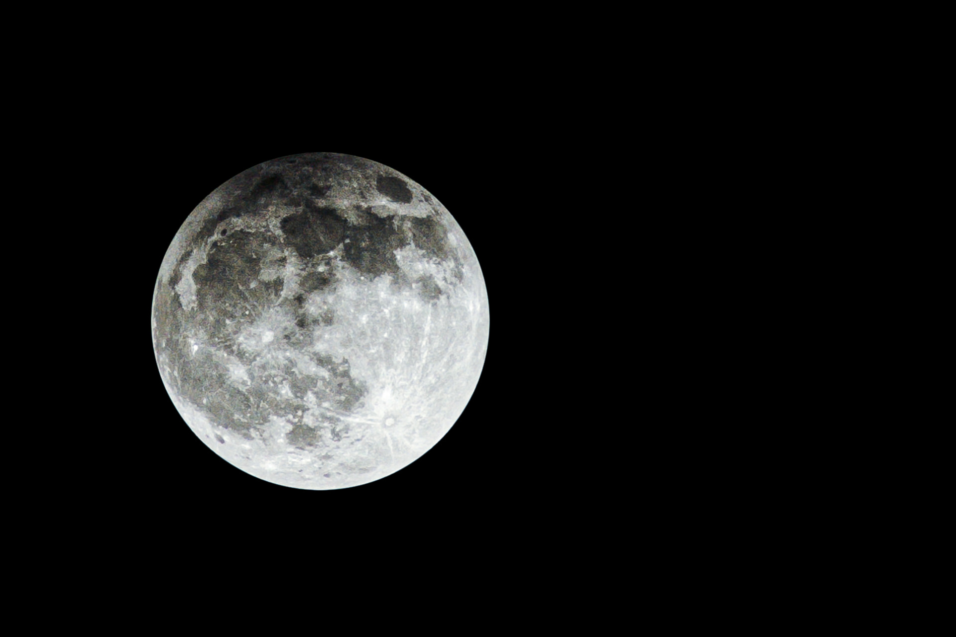 Wien, AT, Vollmond, Teilfinsternis