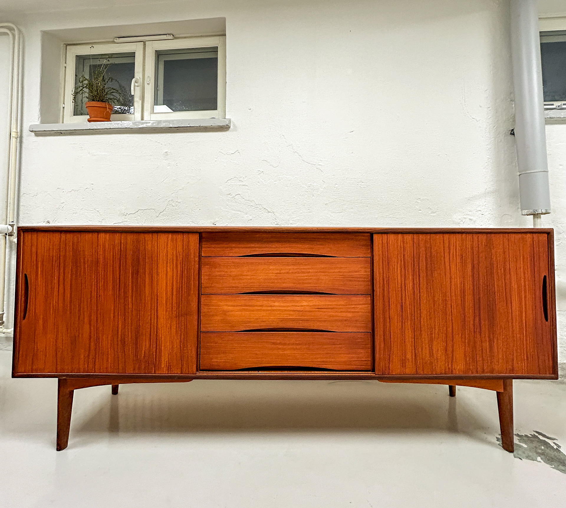 tiikkisenkki (jälkeen)