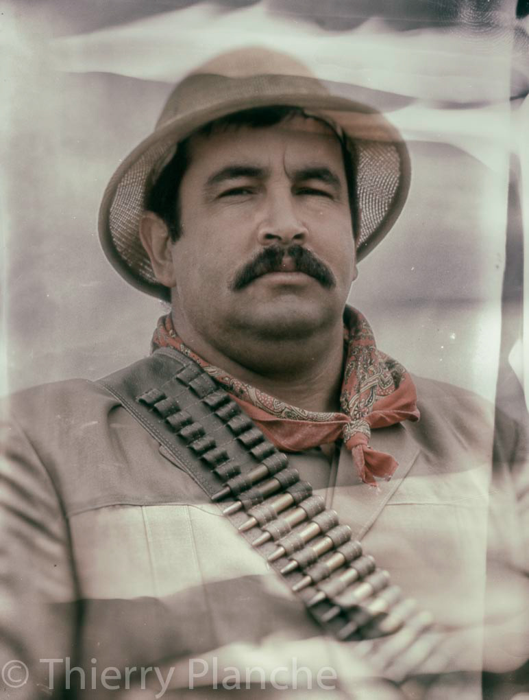 Acteur qui tient le rôle de Pancho Villa.