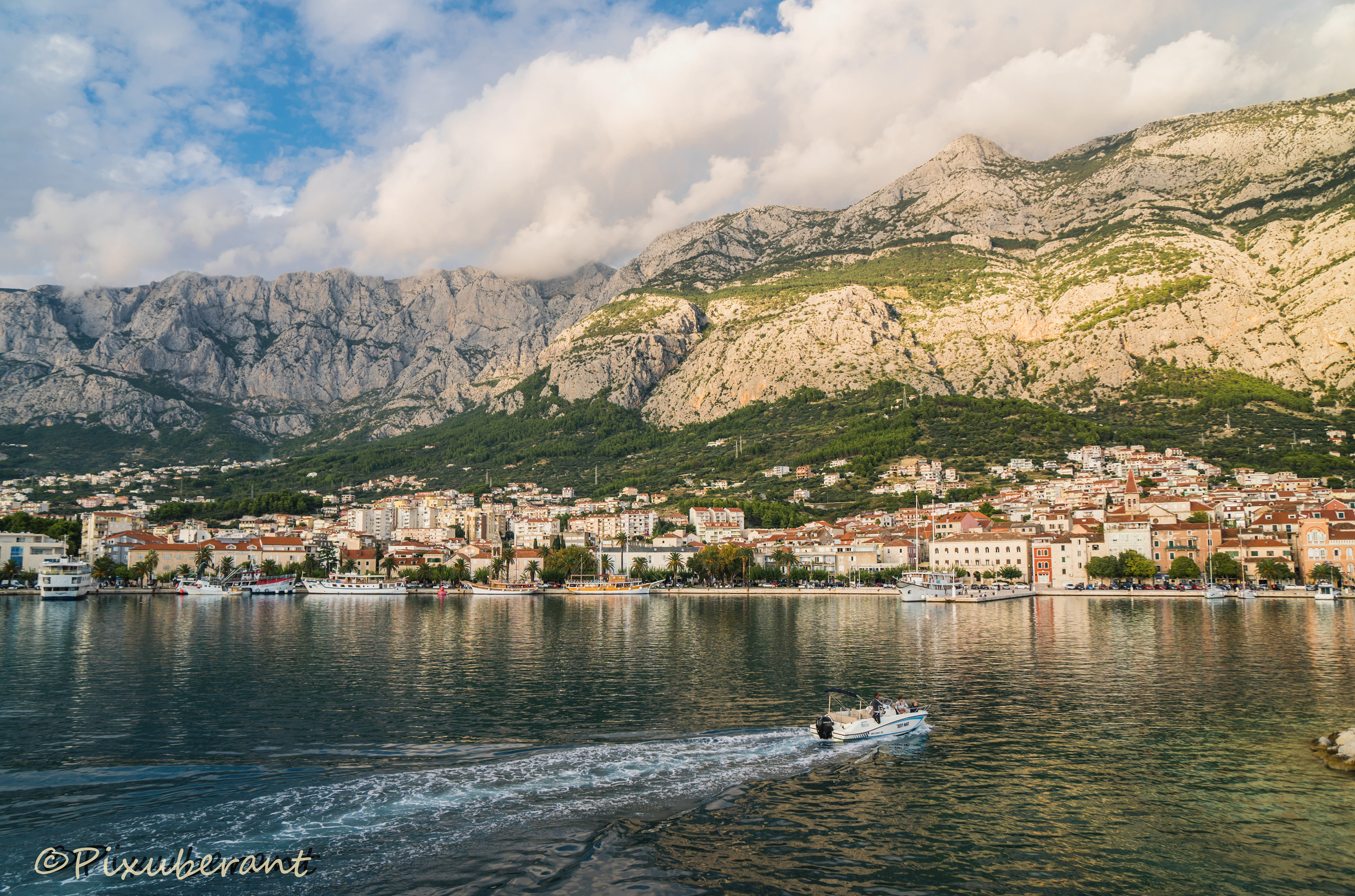 entering Makarska harbour
