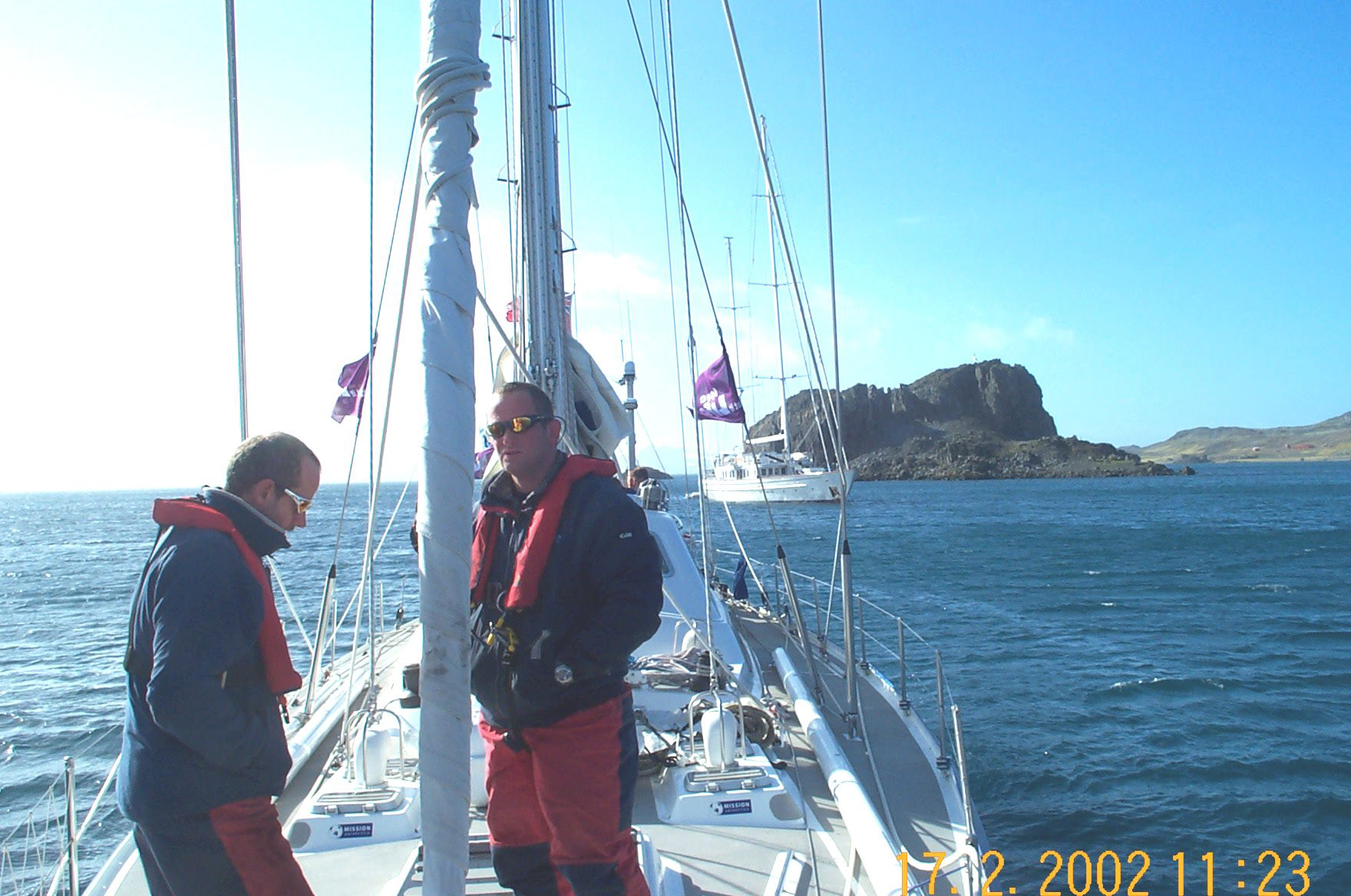 Mike and Alf strategizing.  Dione Star in the backgroun