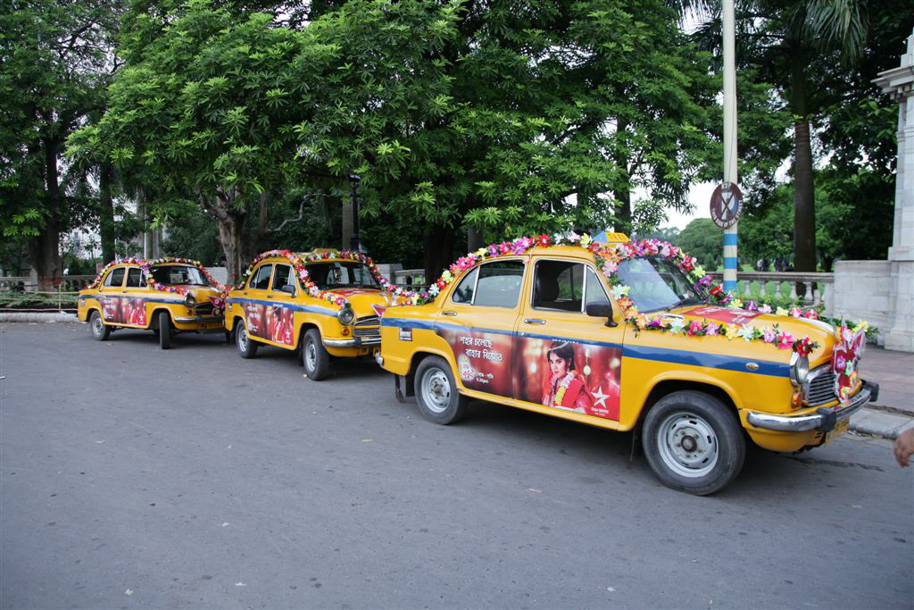 Custom Campaign to depict a wedding car for bride