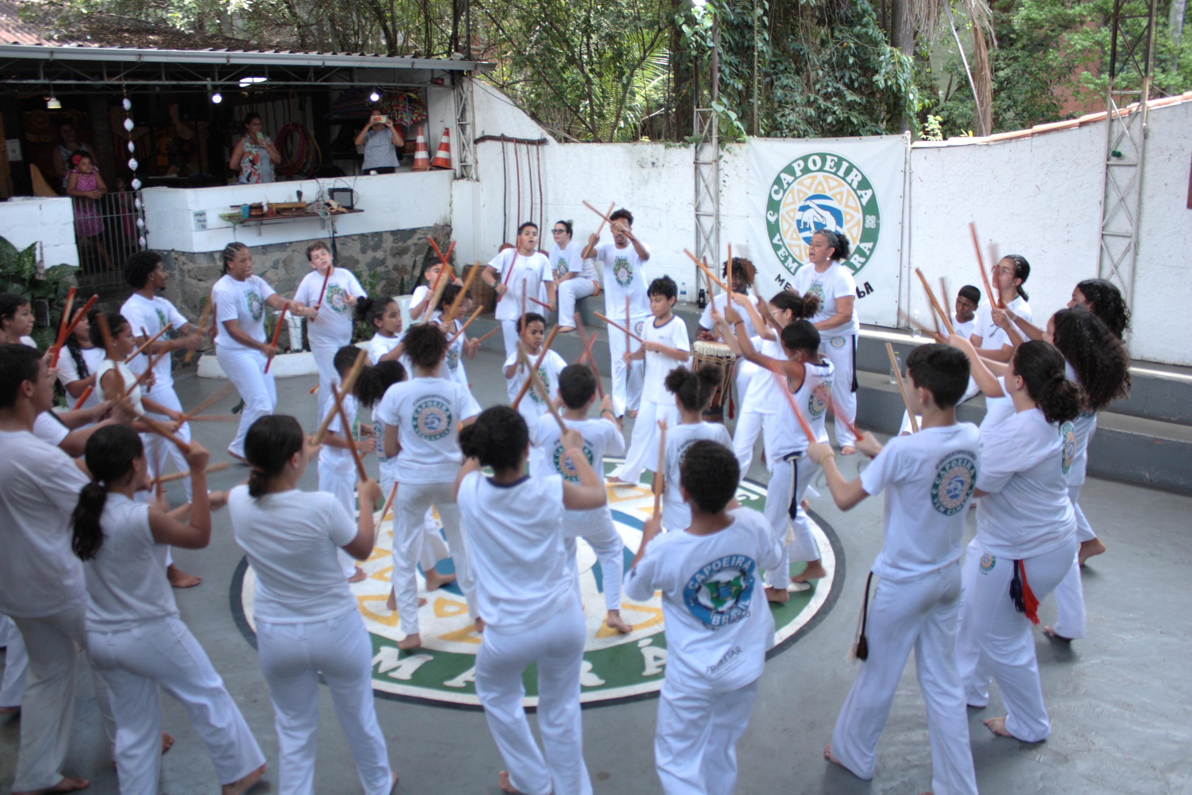 Vivência de maculelê 