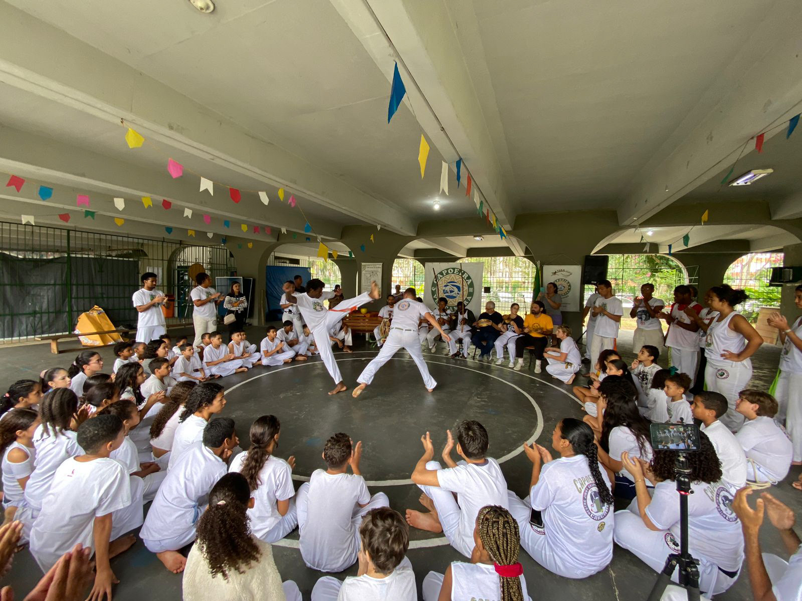 Encontro Cultural de Capoeira no Clube Escolar Rio das Pedras