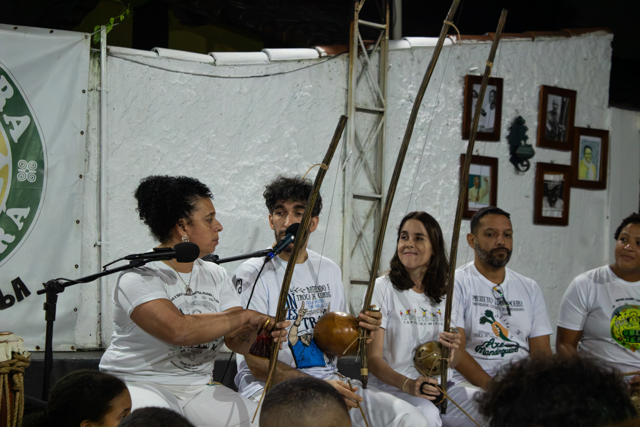 Profª Maria Flor, Mestra Jujuba e Mestre Ruan de Vargas e Mestre Apache