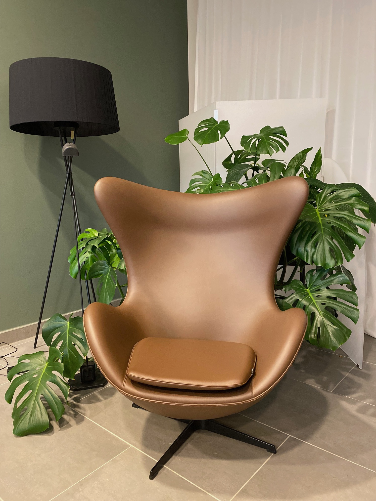 Egg Chair / Fritz Hansen / NP 12.000 € / SALE 8.980 €