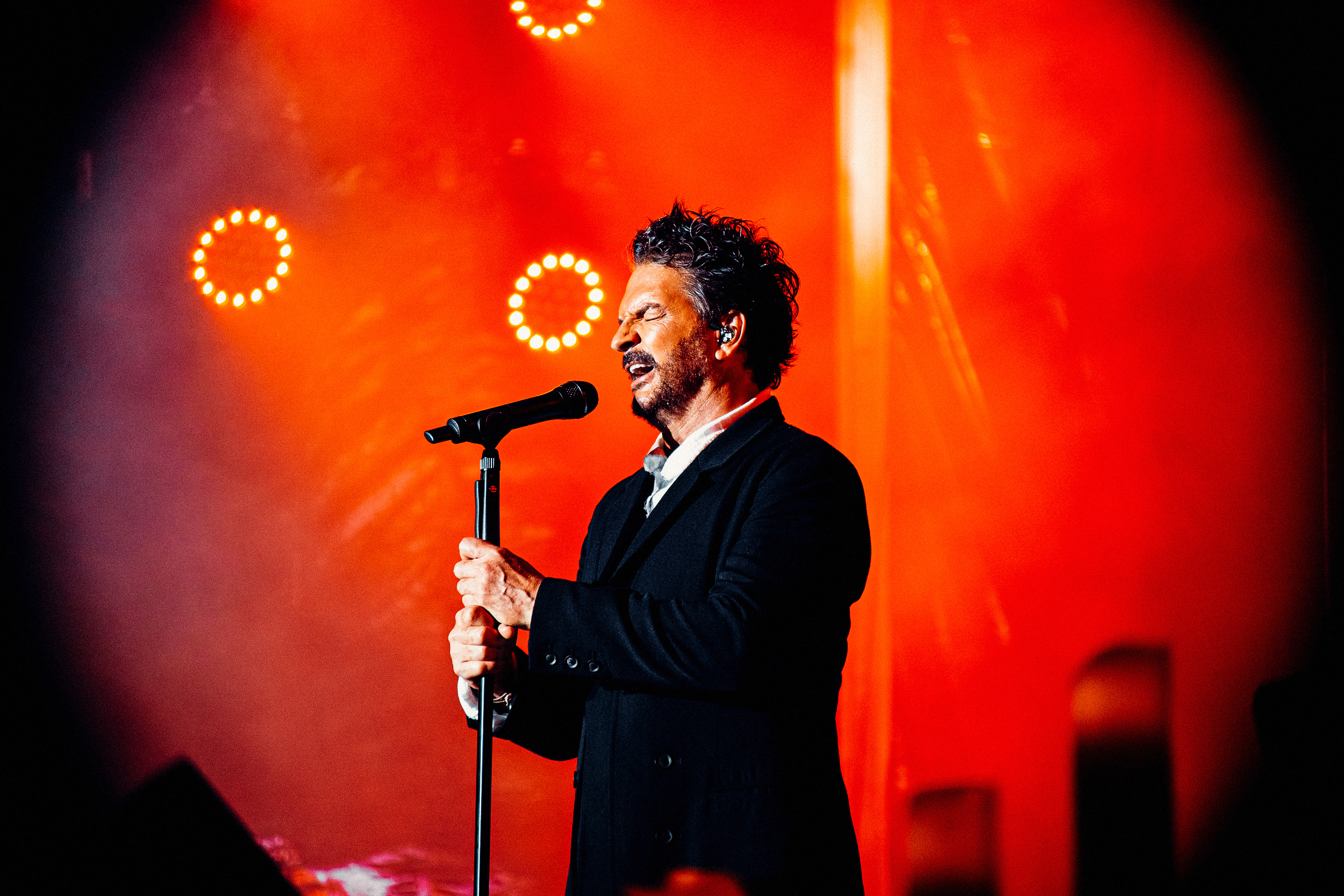 Ricardo Arjona B&N Tour