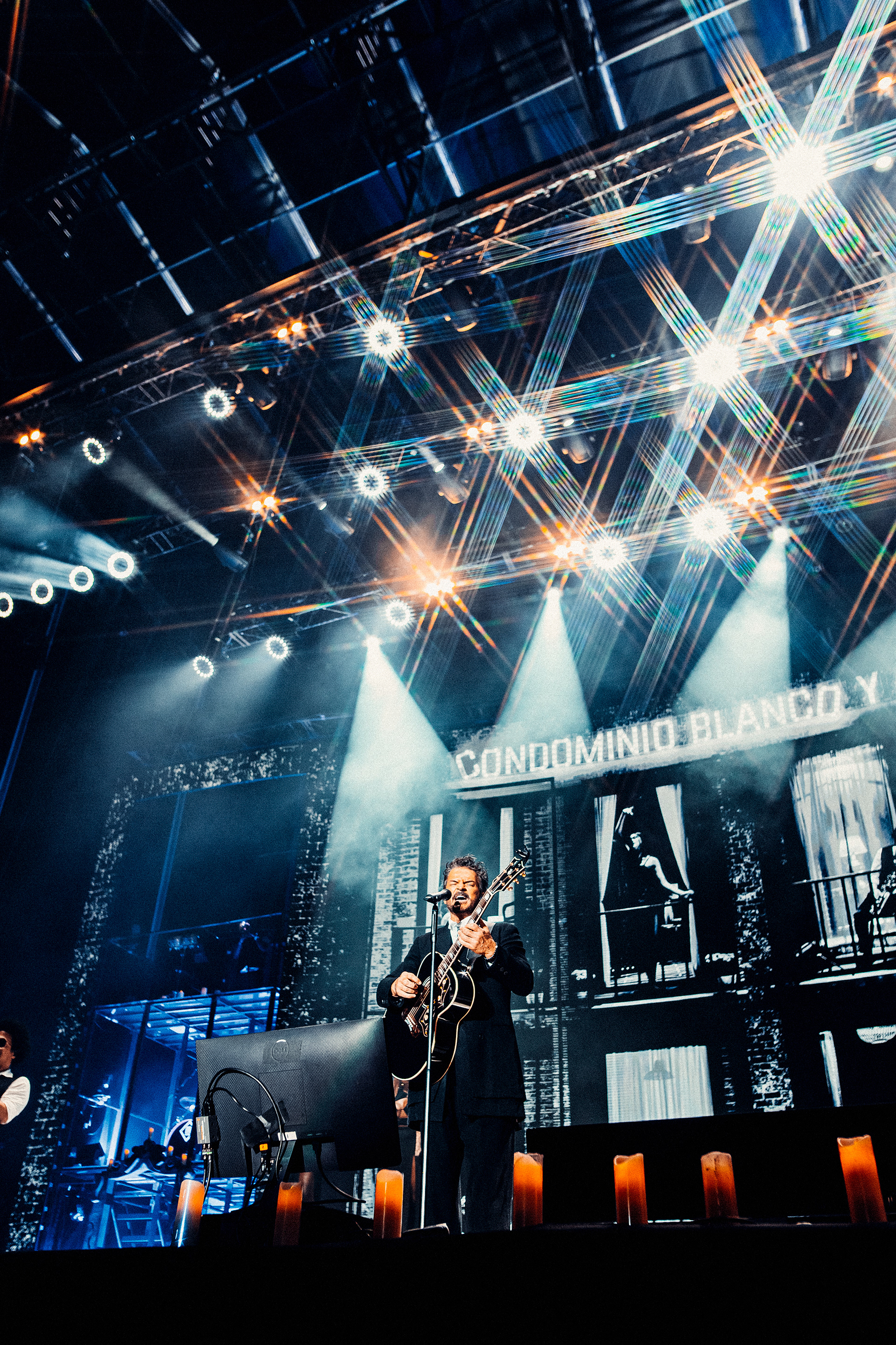Ricardo Arjona B&N Tour