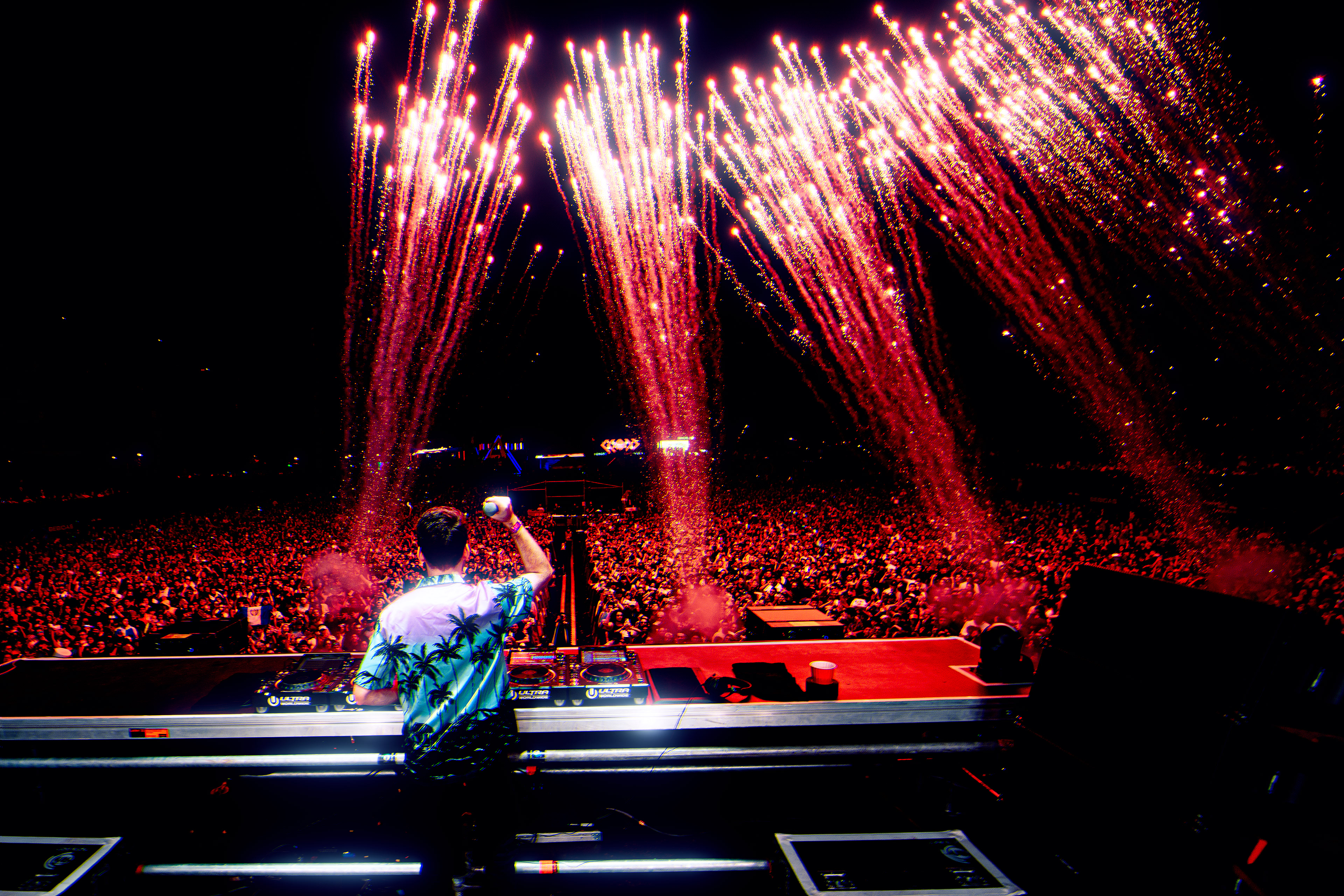 Oliver Heldens @RoadToUltra