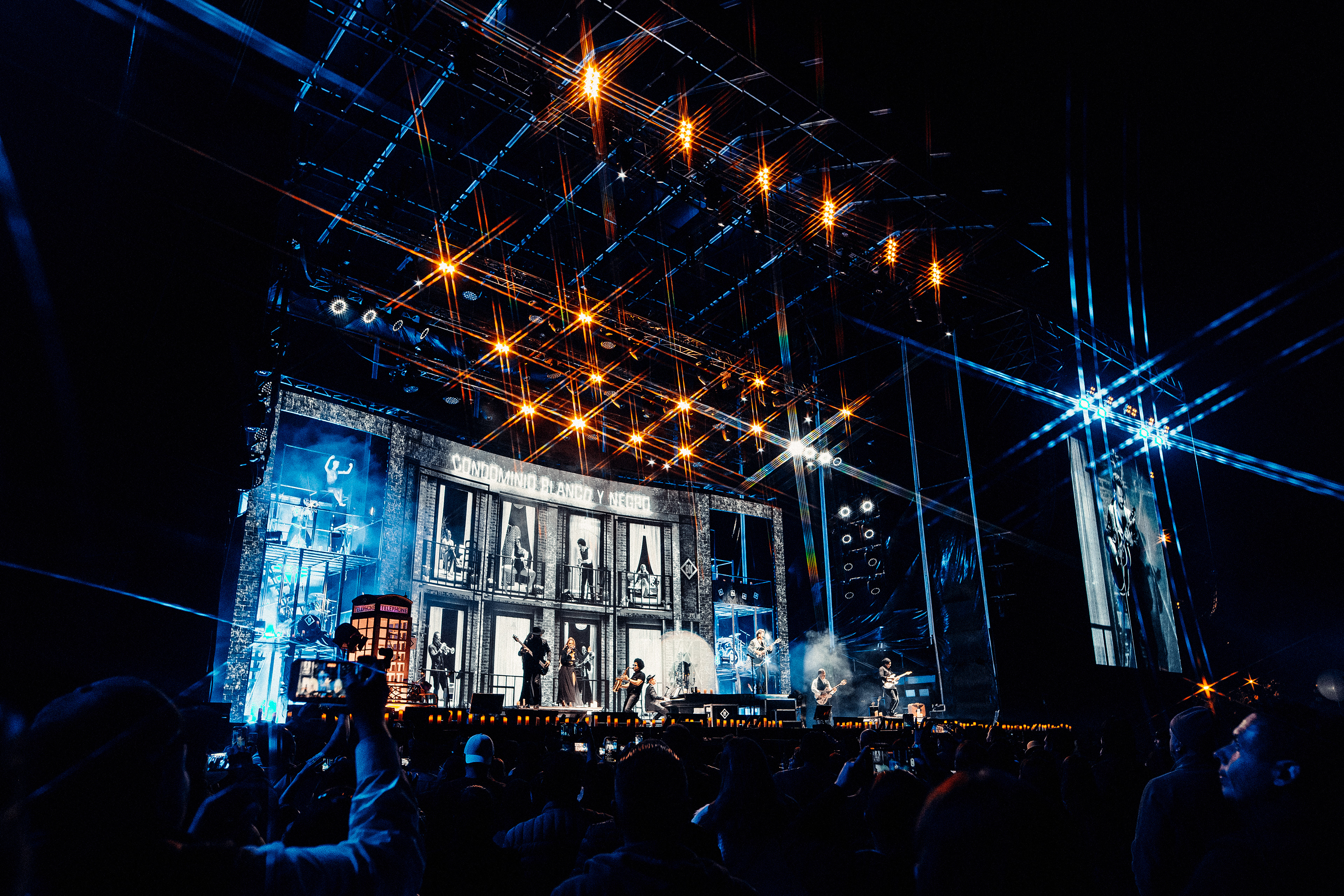 Ricardo Arjona B&N Tour