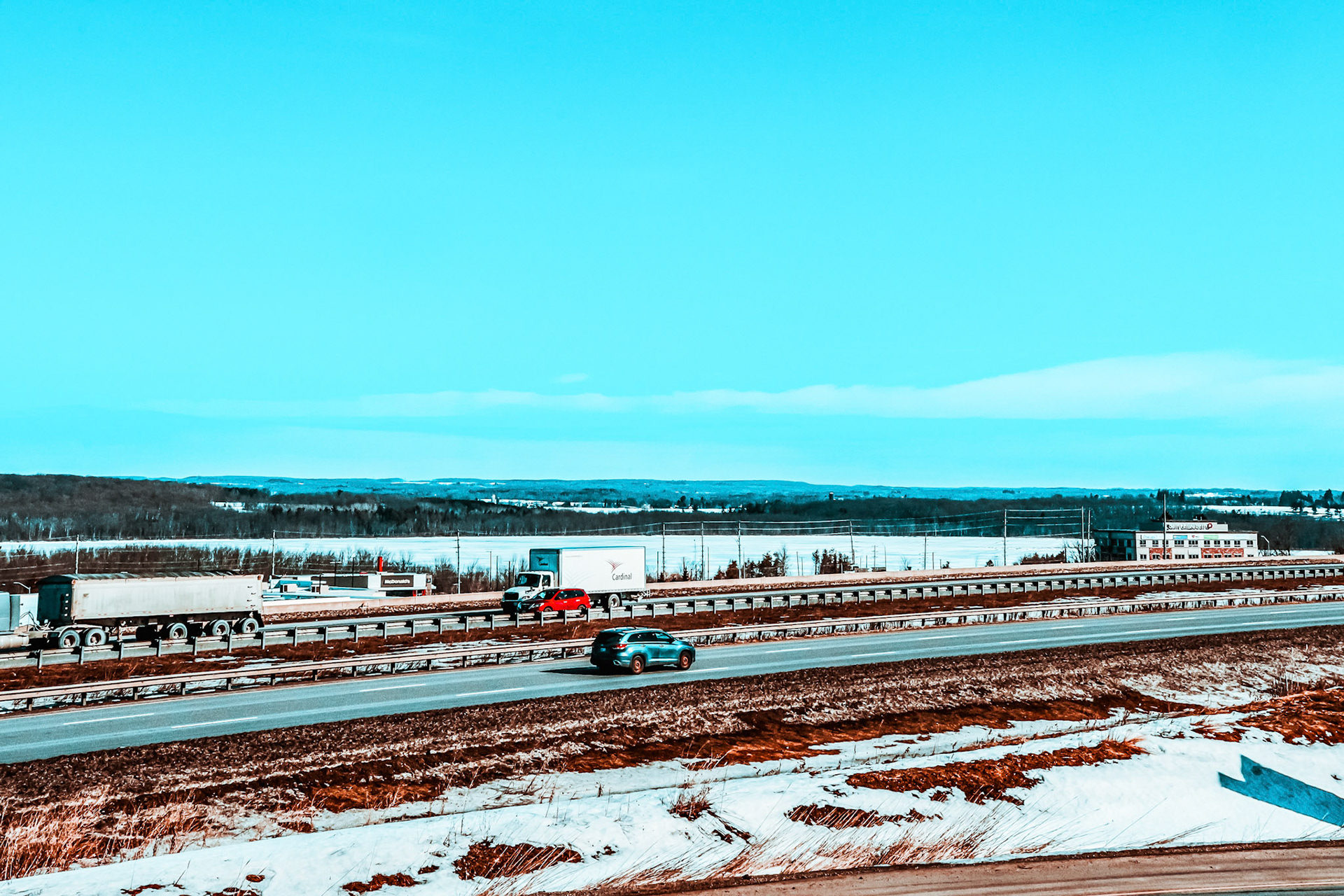 Hwy. 400 Facing Little Lake