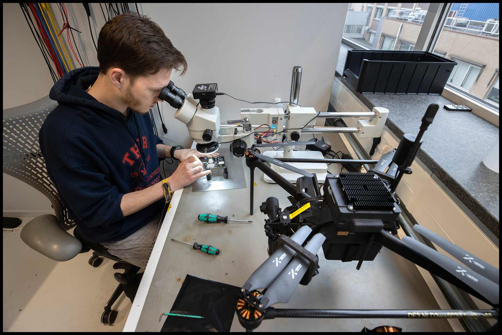 Eindhoven Avular roboticabedrijf.