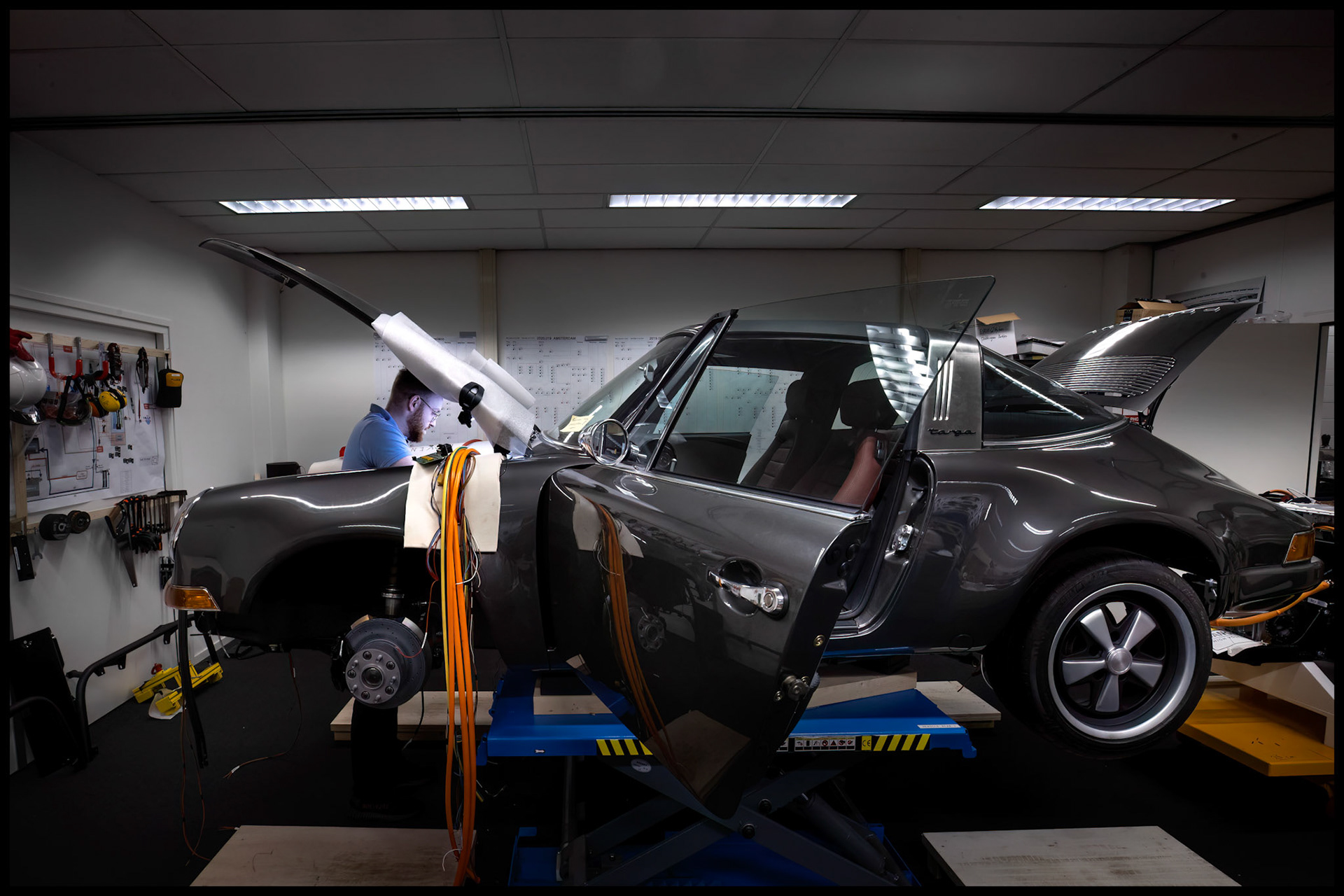 Helmond elektrische auto's in een klassiek design: Voitures Extravert