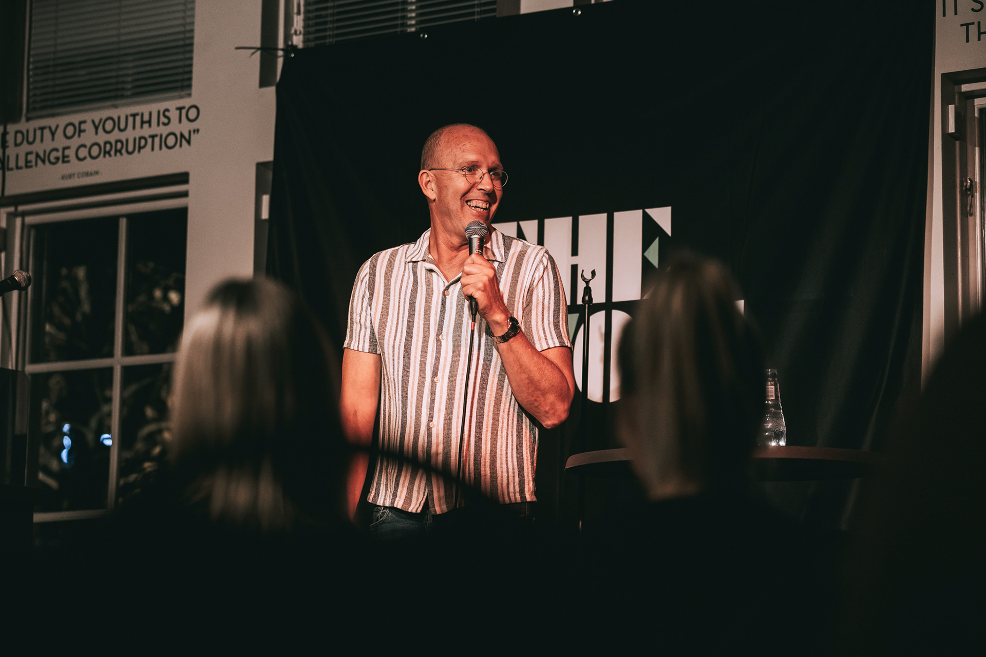 Back to the roots, standup med Martin & vänner (6/11 2025, The Tivoli)