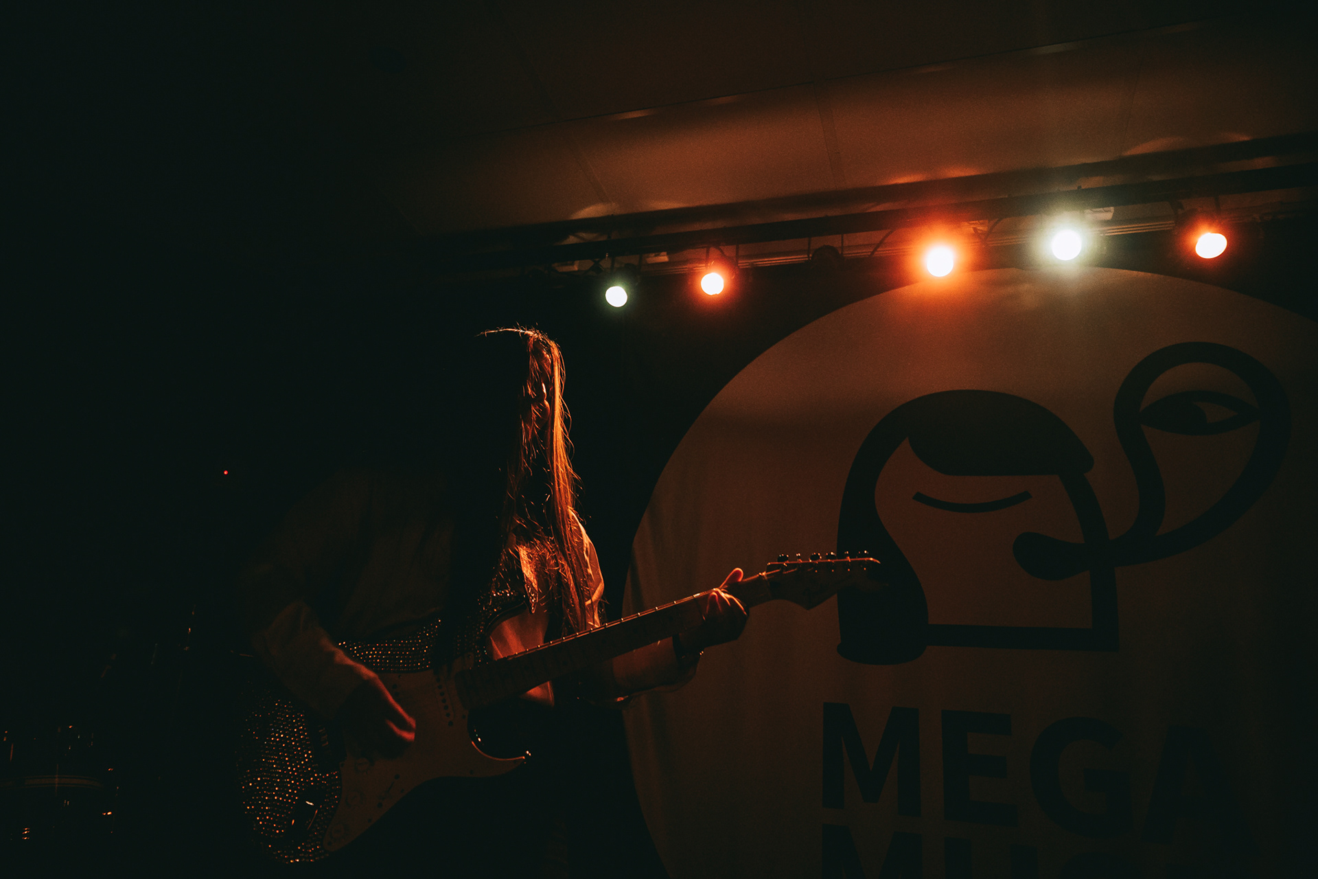 Modesty (23/9 2025, Mega Musik)