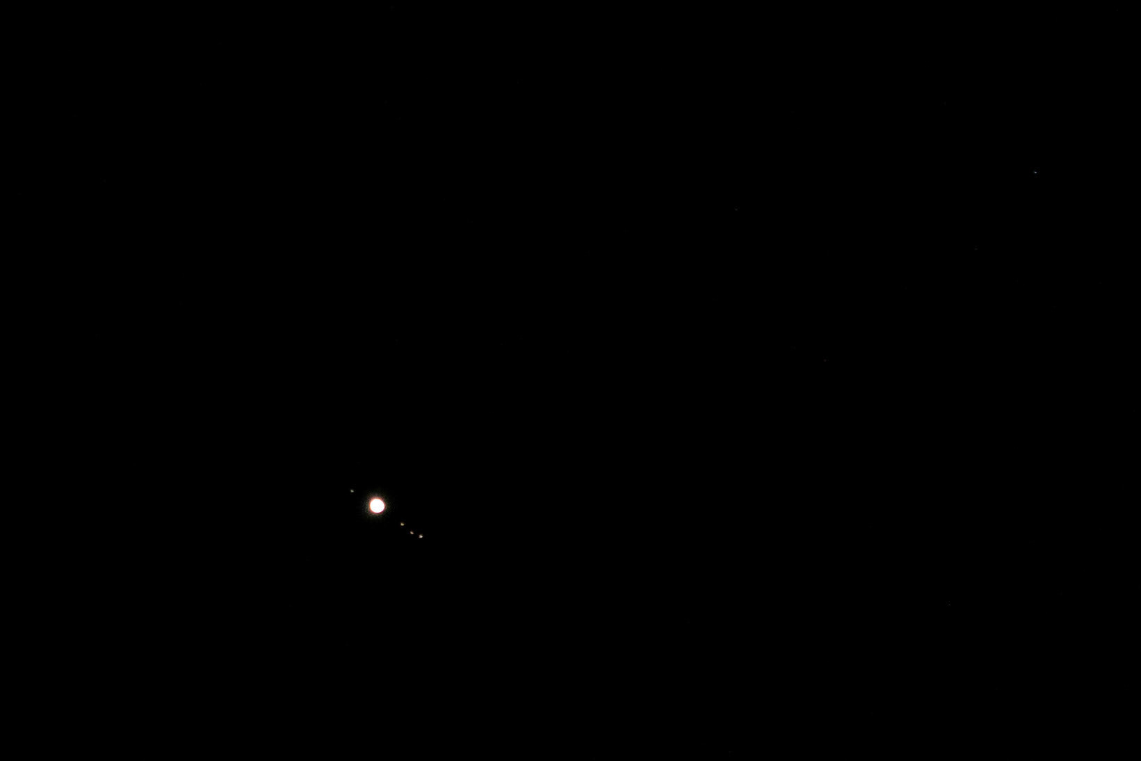 Jupiter and four of its moons. - 20.06.18