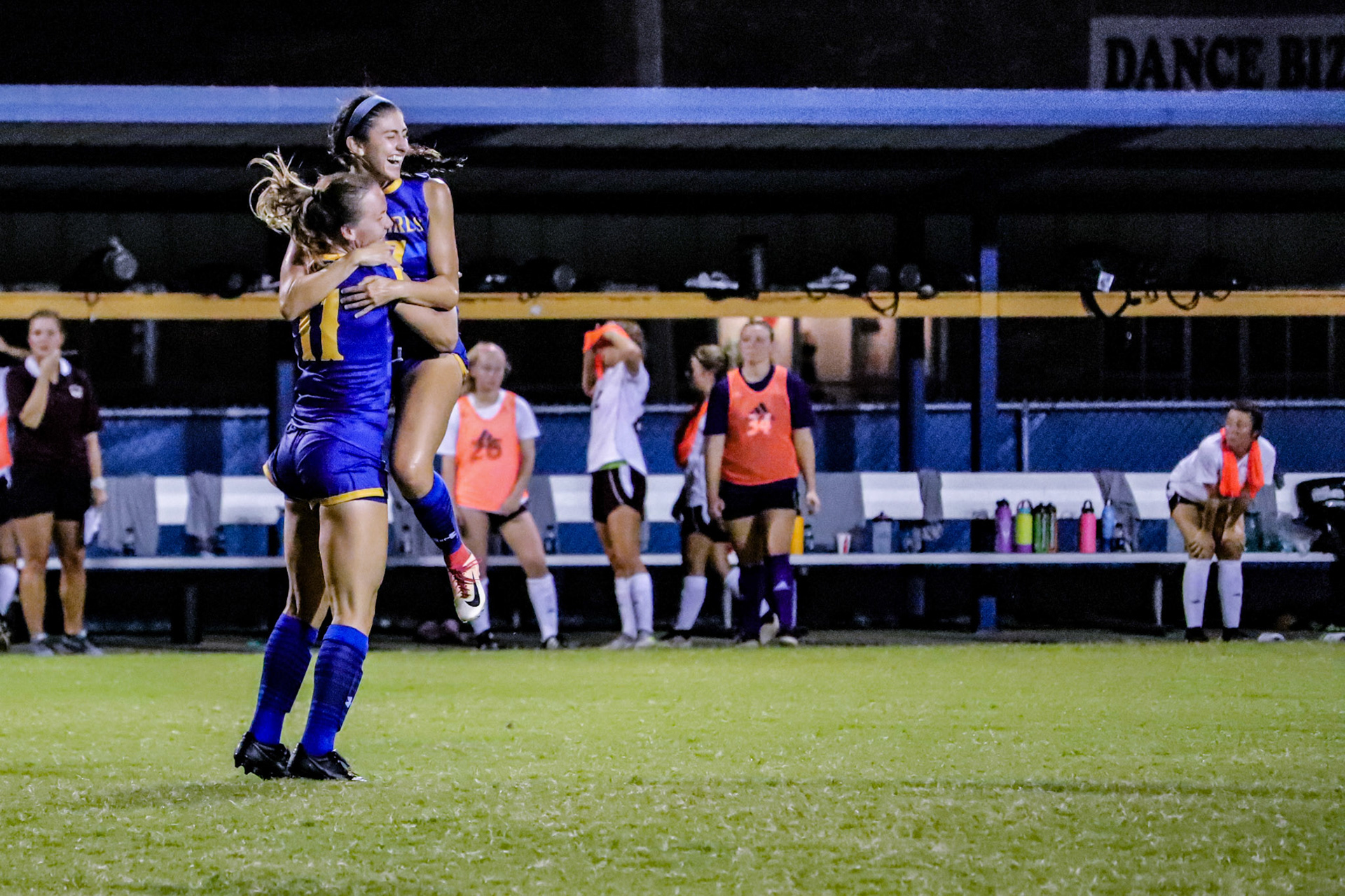 11 - Nola Prickett, 17 - Rachel Palet