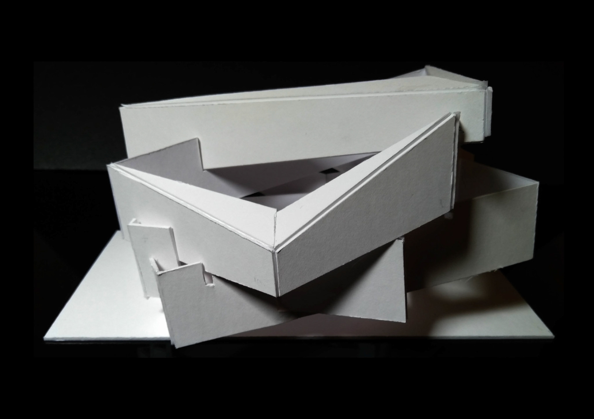 5. A variation of the previous iteration, creating folding in the façade to form the roof.