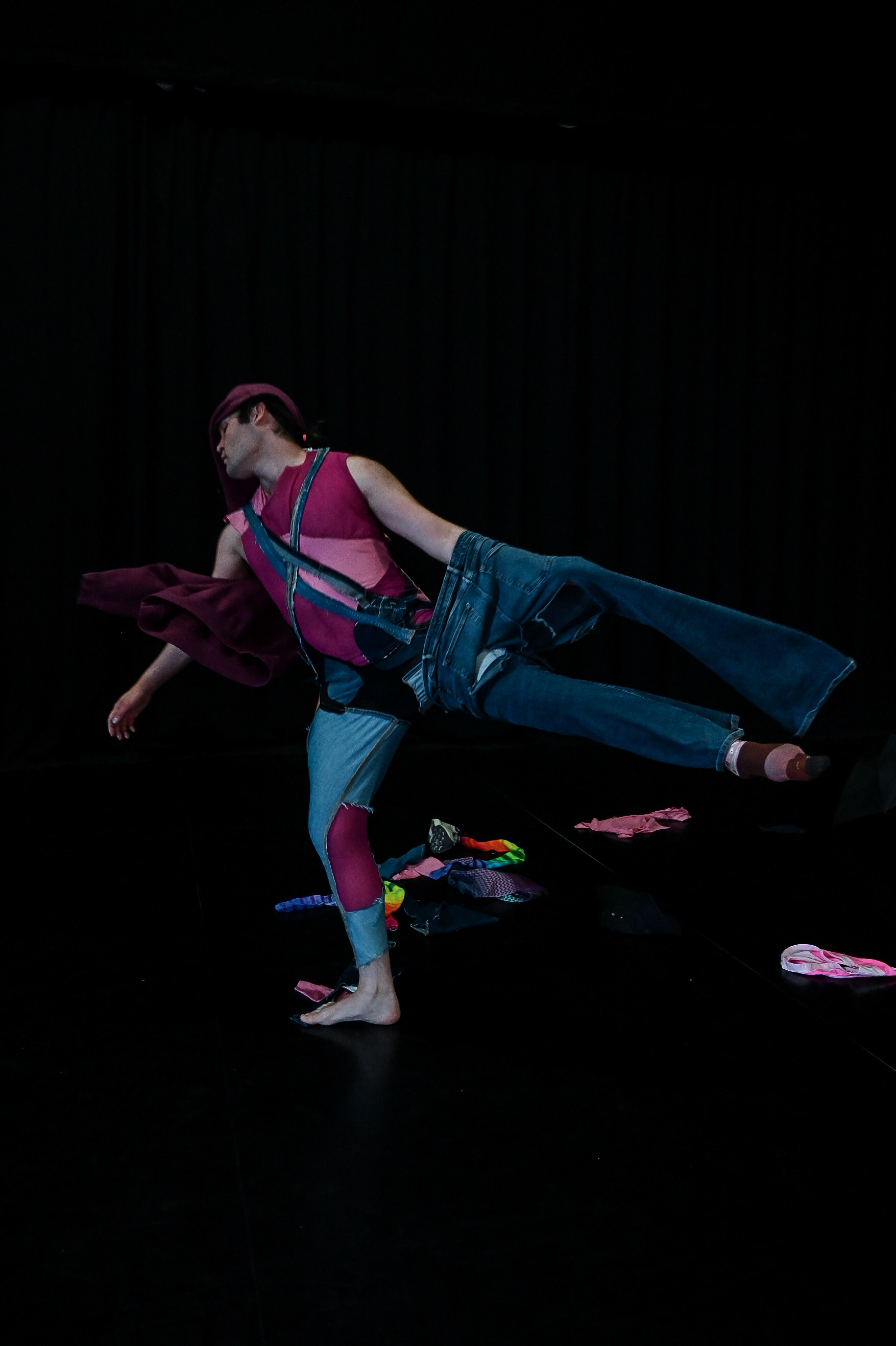 Performance by Gavin for WOVEN