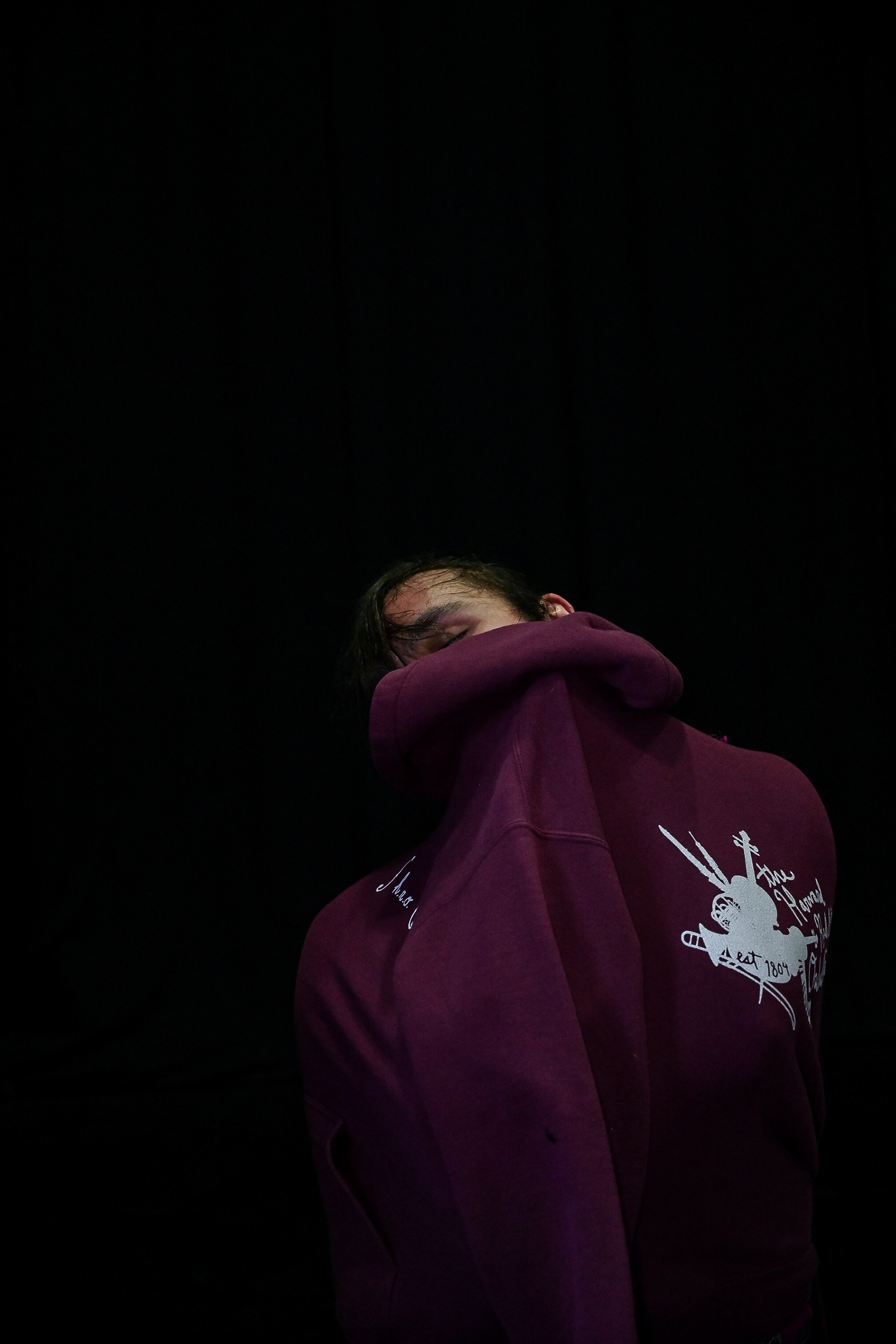 Performance by Gavin for WOVEN