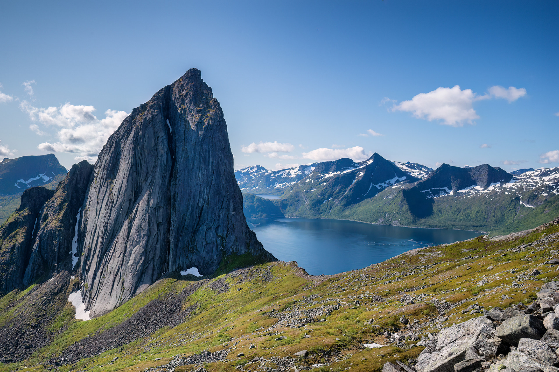 Isola di Senja - dalla cima Hesten - La Segla