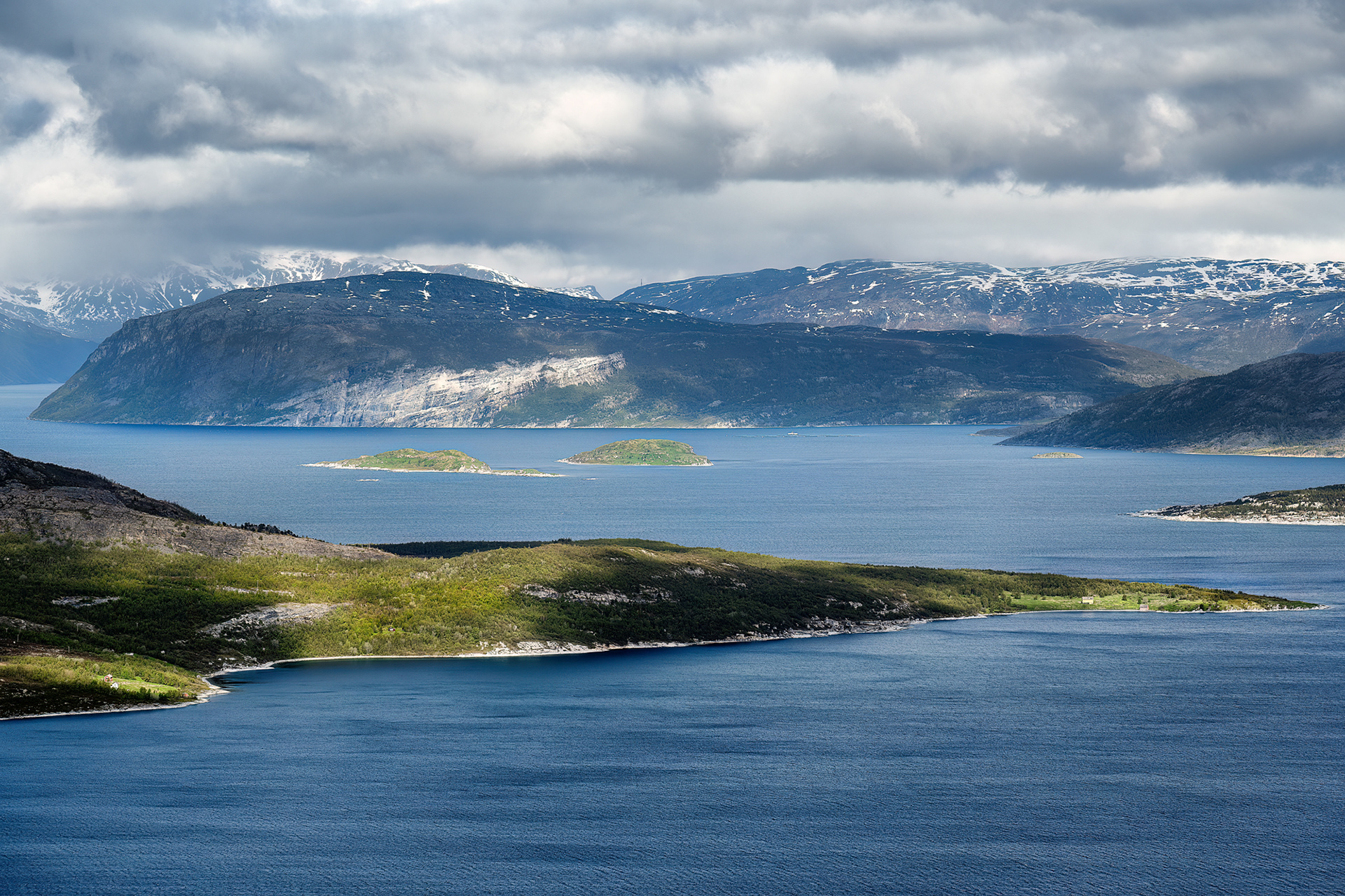 Kyaenangsfjellet