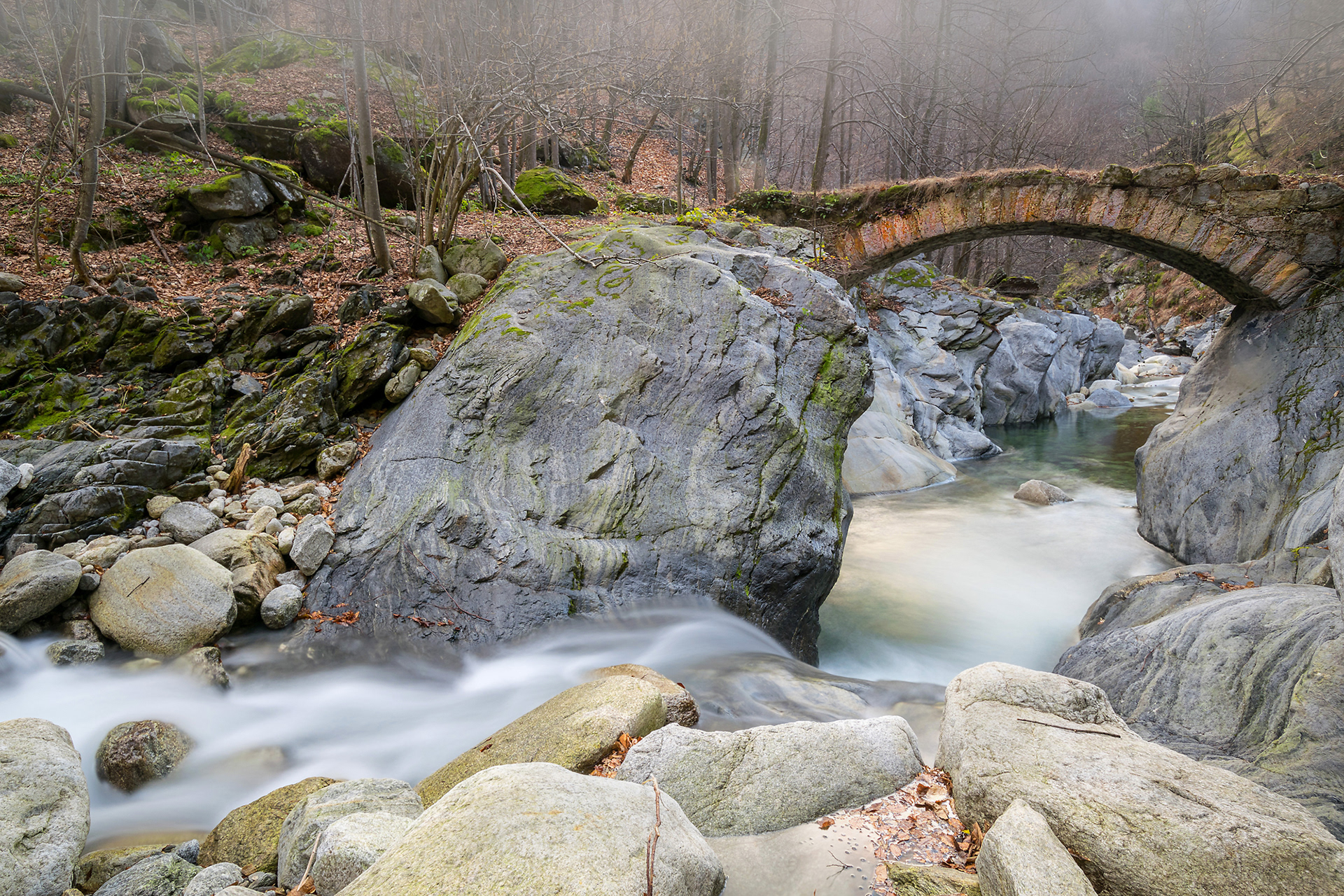 Ponte di pietra - Tagliaretto